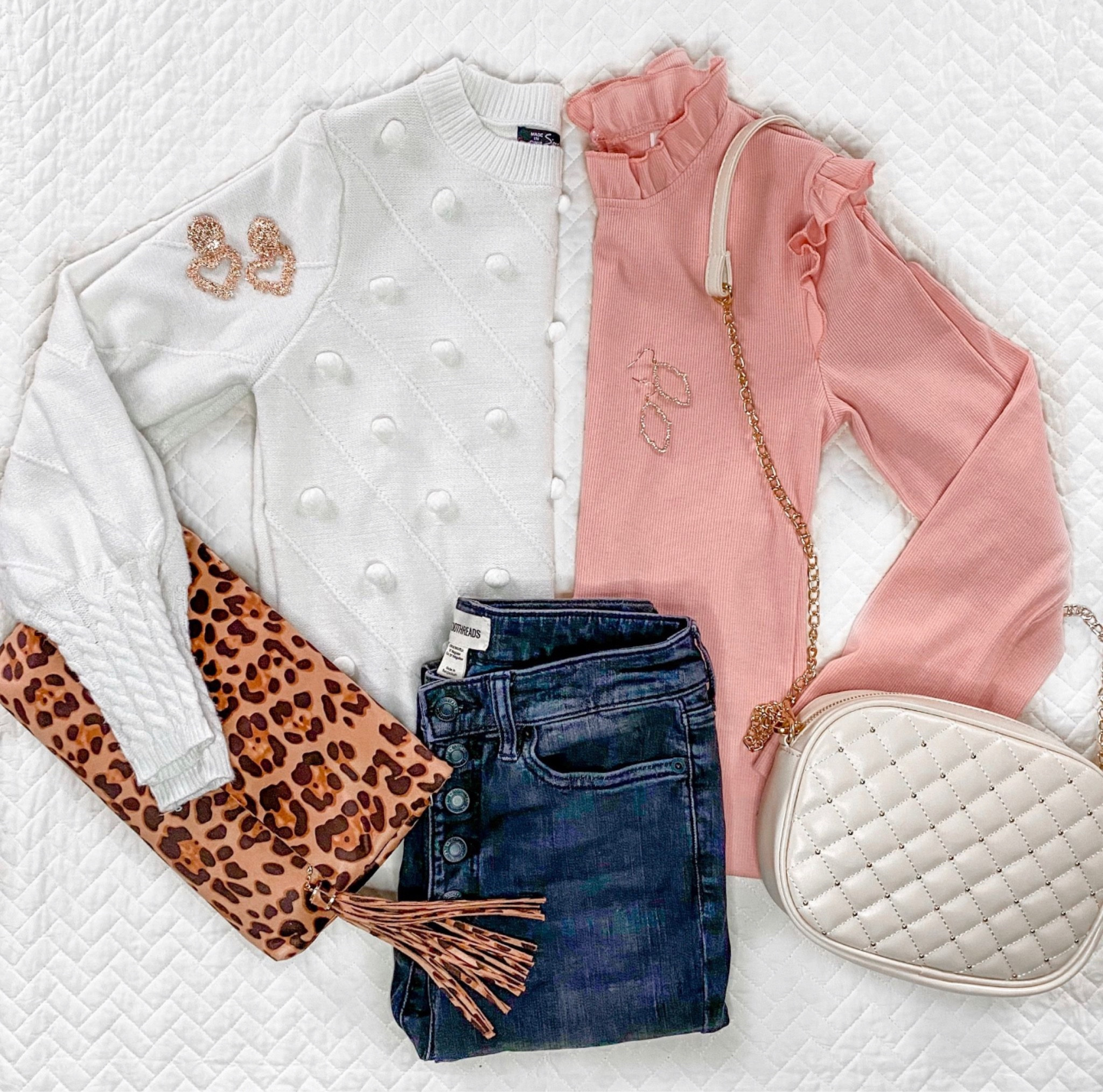 Valentines Date Night or Night out with your Galentines!
Valentines Outfit 💋

#LTKSeasonal #LTKstyletip #LTKunder50