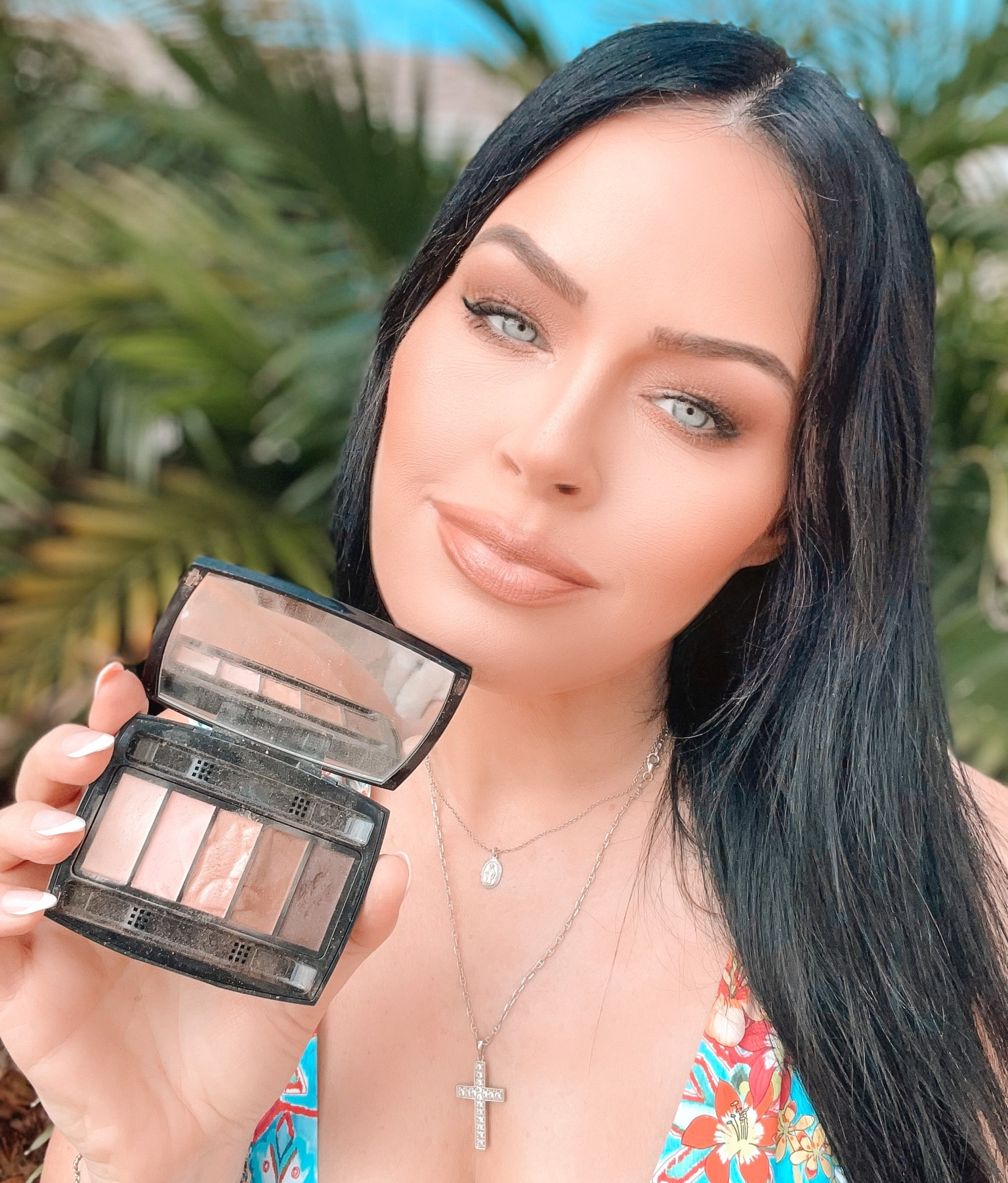 Perfect travel eyeshadow palette 

#LTKfindsunder50 #LTKbeauty #LTKtravel