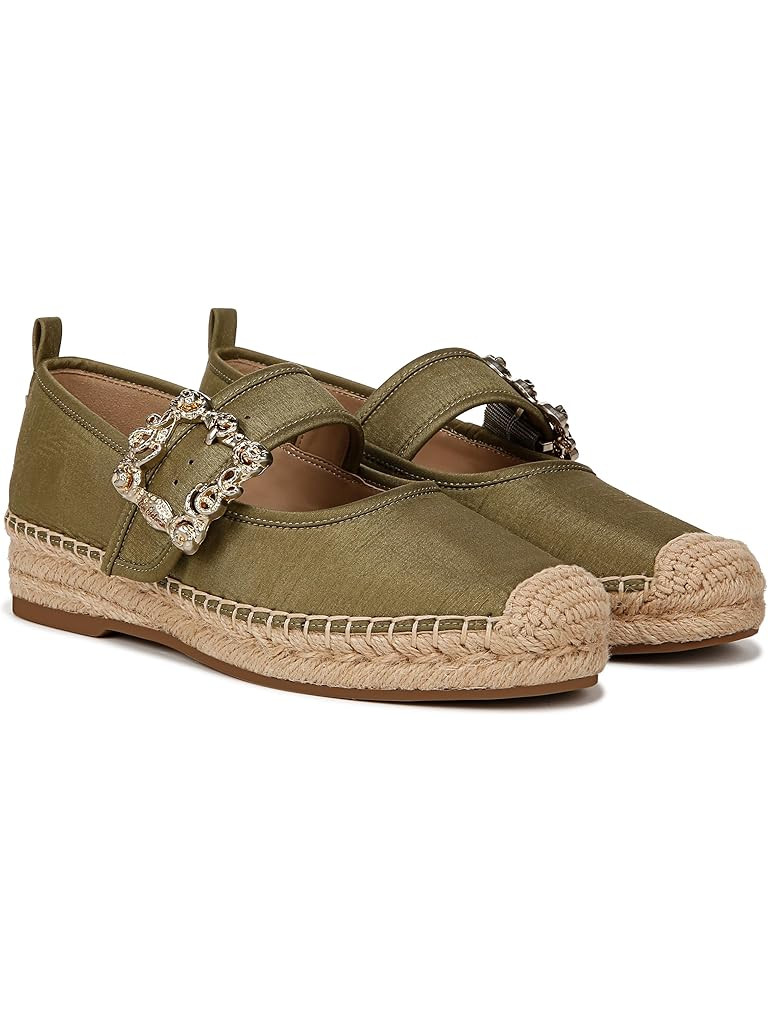 Maddy | Zappos.com