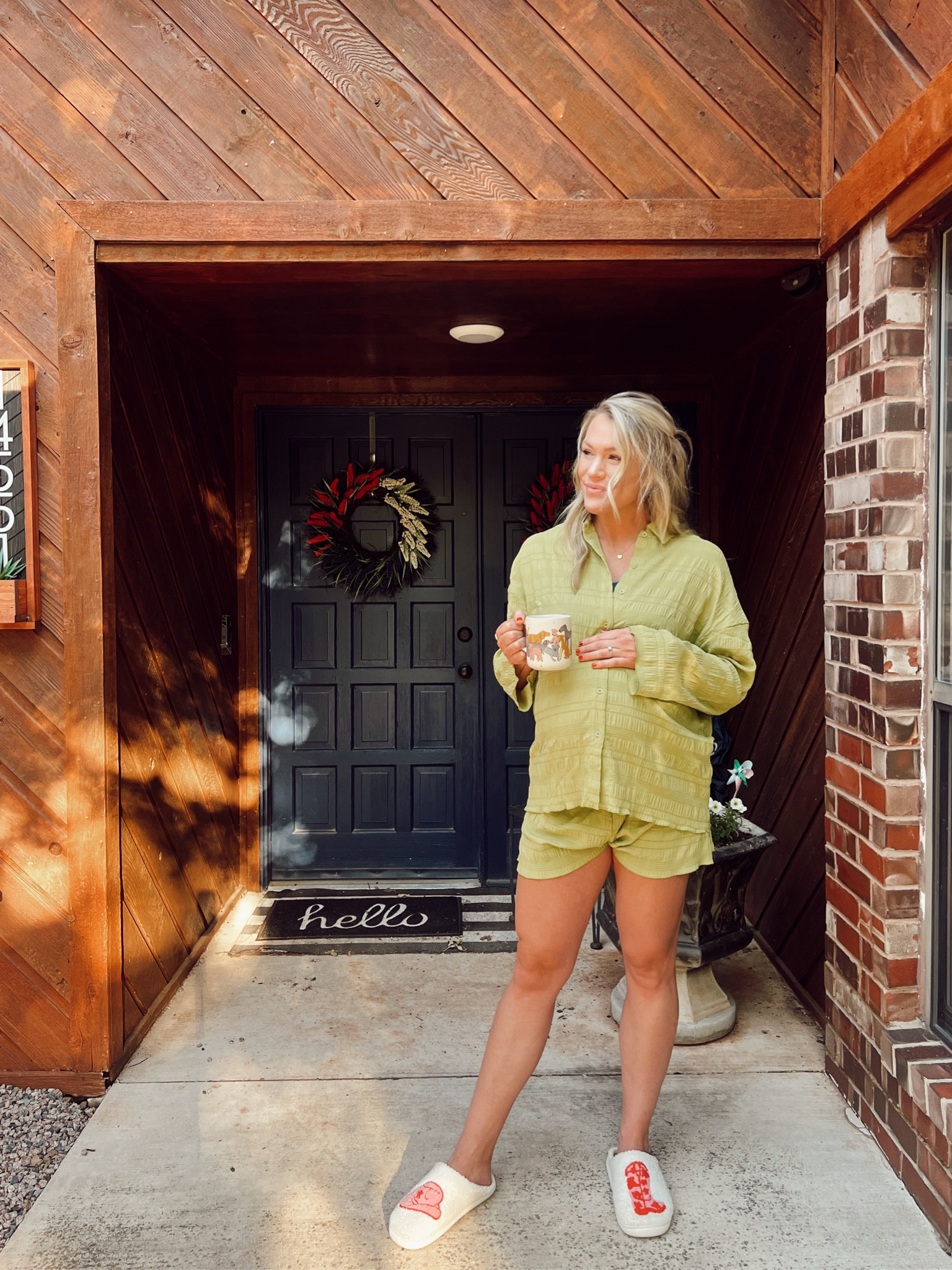 living in this Amazon set right now! And by that I mean literally sleeping in it and then wearing it all day 🥲 it’s non-maternity, I just sized up! It will be perfect post partum, too. 



#LTKBump #LTKFindsUnder50