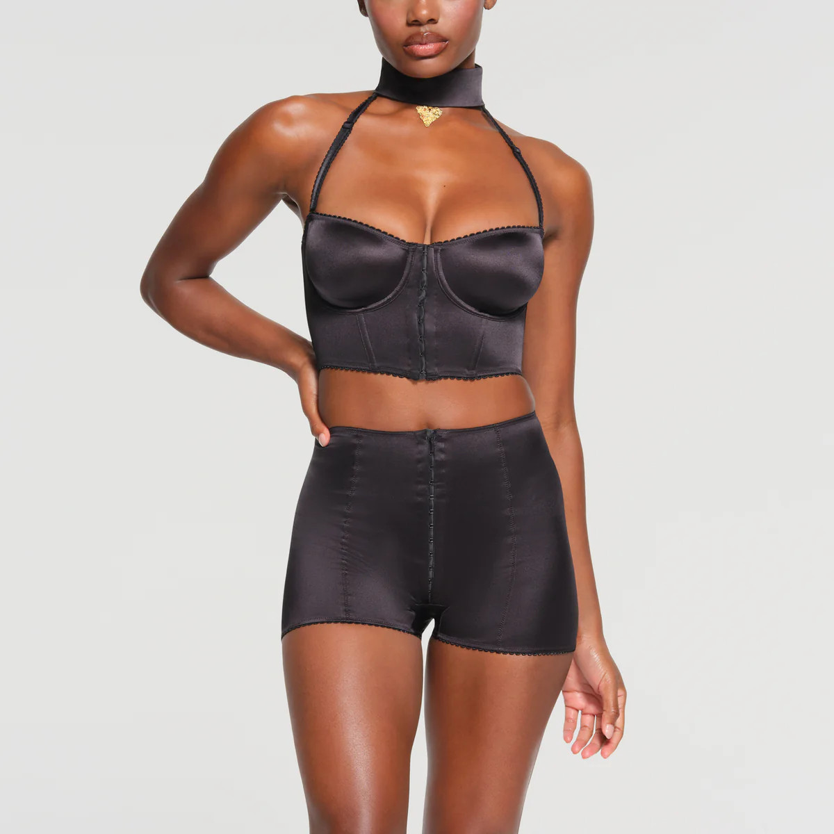 HOT SHORT | SKIMS (US)