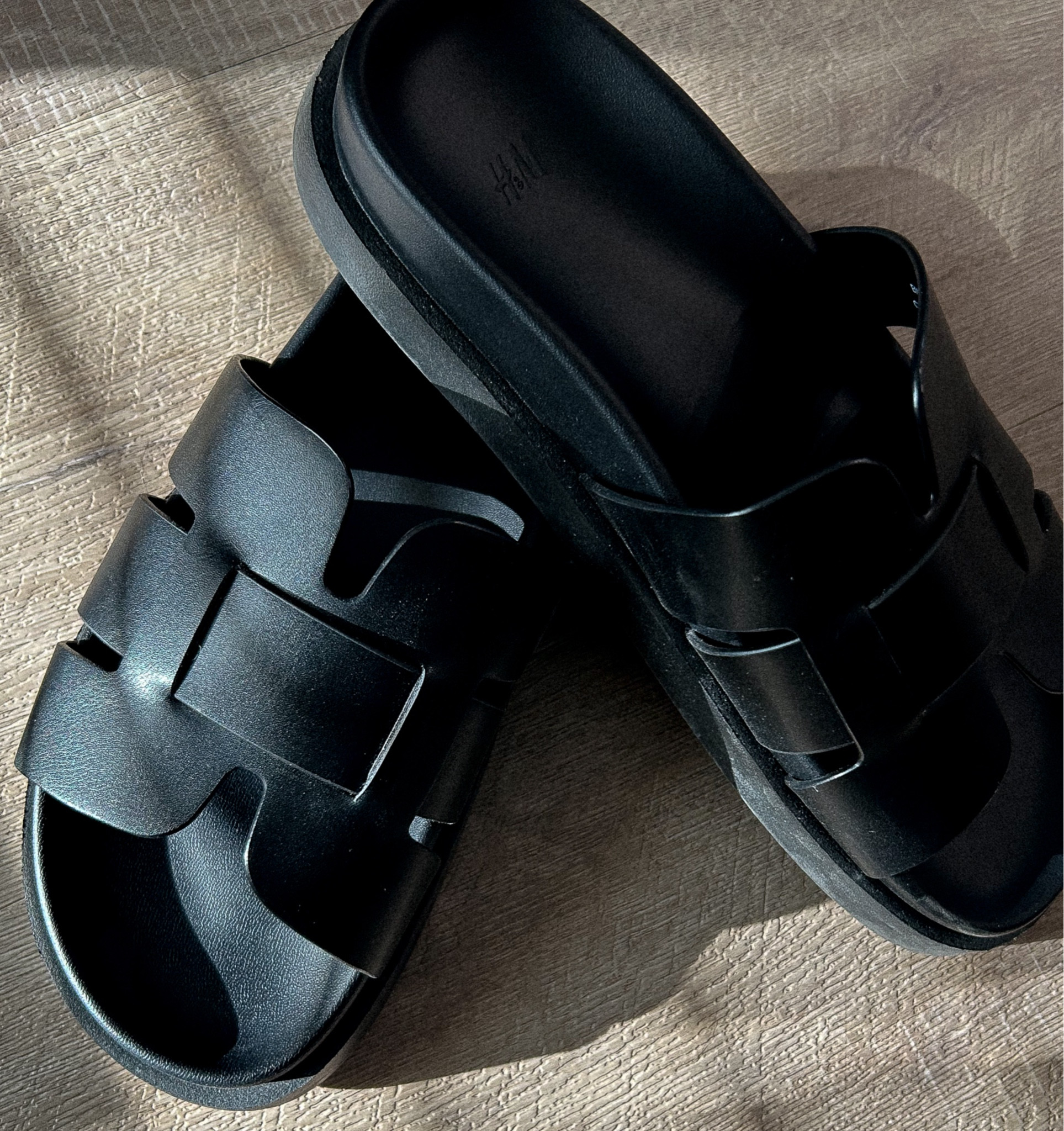 The sandals you need this spring! 

#LTKSeasonal #LTKstyletip #LTKfindsunder50