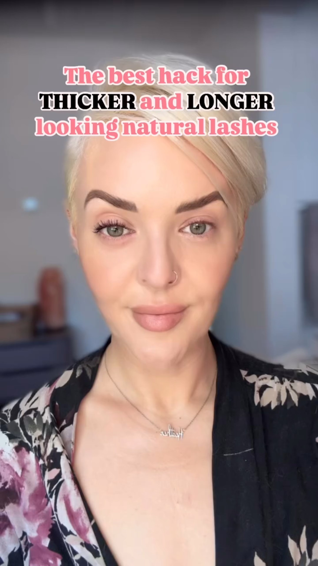 The BEST hack for THICKER and LONGER looking natural lashes! Comment for the 🔗! 🫶🏻

#beautyhack #over40beauty #over40makeup #mascara #mascarahack #beautyhack #makeuphack #mascarahack