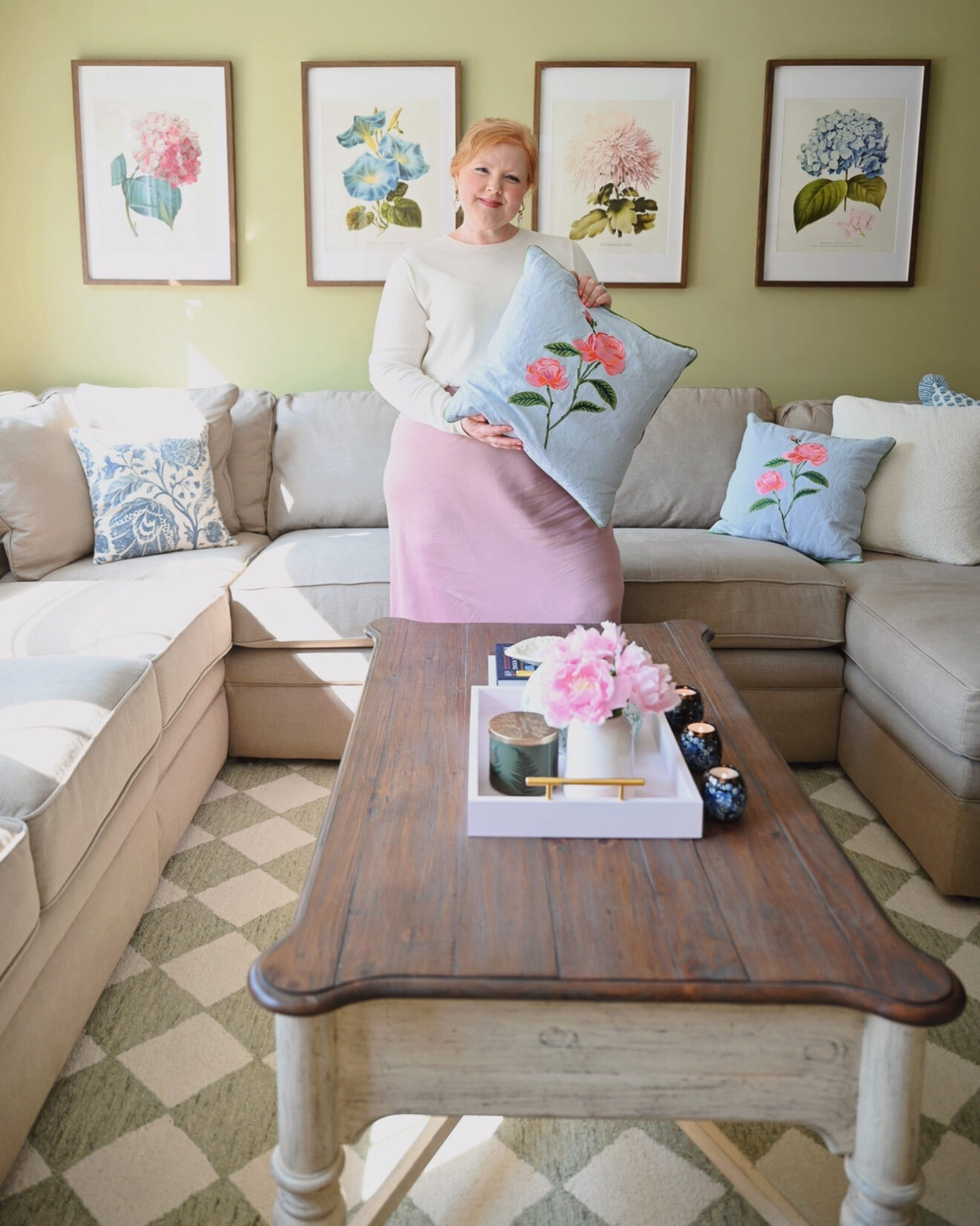 Grand Millennial Family Room Decor

English country, English cottage, checkered rug, diamond rug, check area rug, botanical wall art, throw pillows, pastel 

#LTKHome