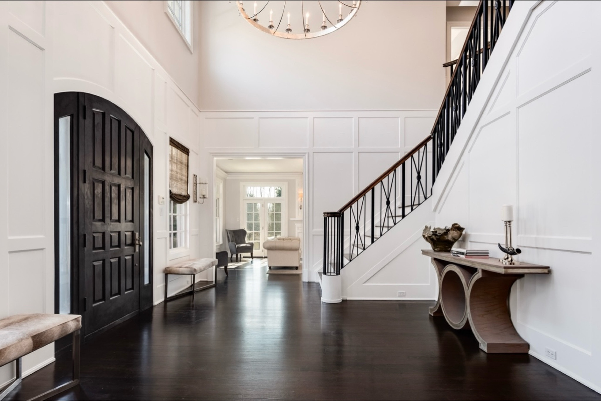 Is there anything more important than an entryway? 😘⁠
⁠
When walking into a home, the entryway is the first space to make an impression – making it the perfect opportunity to set the tone for the rest of the space. ⁠
⁠
It should feel inviting and warm. Here are some tips to make a lasting first impression: ⁠
⁠
✨️ Style an entryway table ⁠
✨️ Hang personalized art + a mirror⁠
✨️ Include seating ⁠
✨️ Make a statement with wallpaper ⁠
✨️ A runner rug is perfect to add a touch of warmth ⁠
✨️ Welcome with florals ⁠
⁠

#LTKHome #LTKStyleTip #LTKFindsUnder100