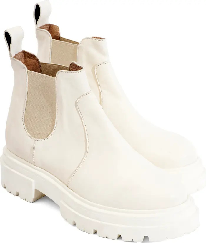 Free People Lola Chelsea Boot | Nordstrom | Nordstrom