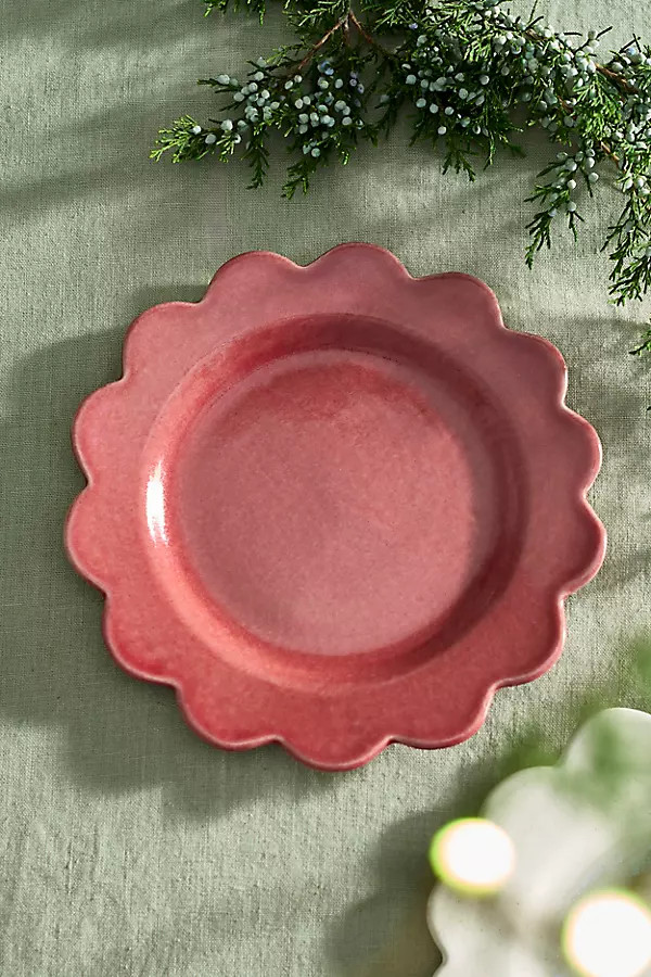 Scalloped Rim Stoneware Plate, Small | Terrain