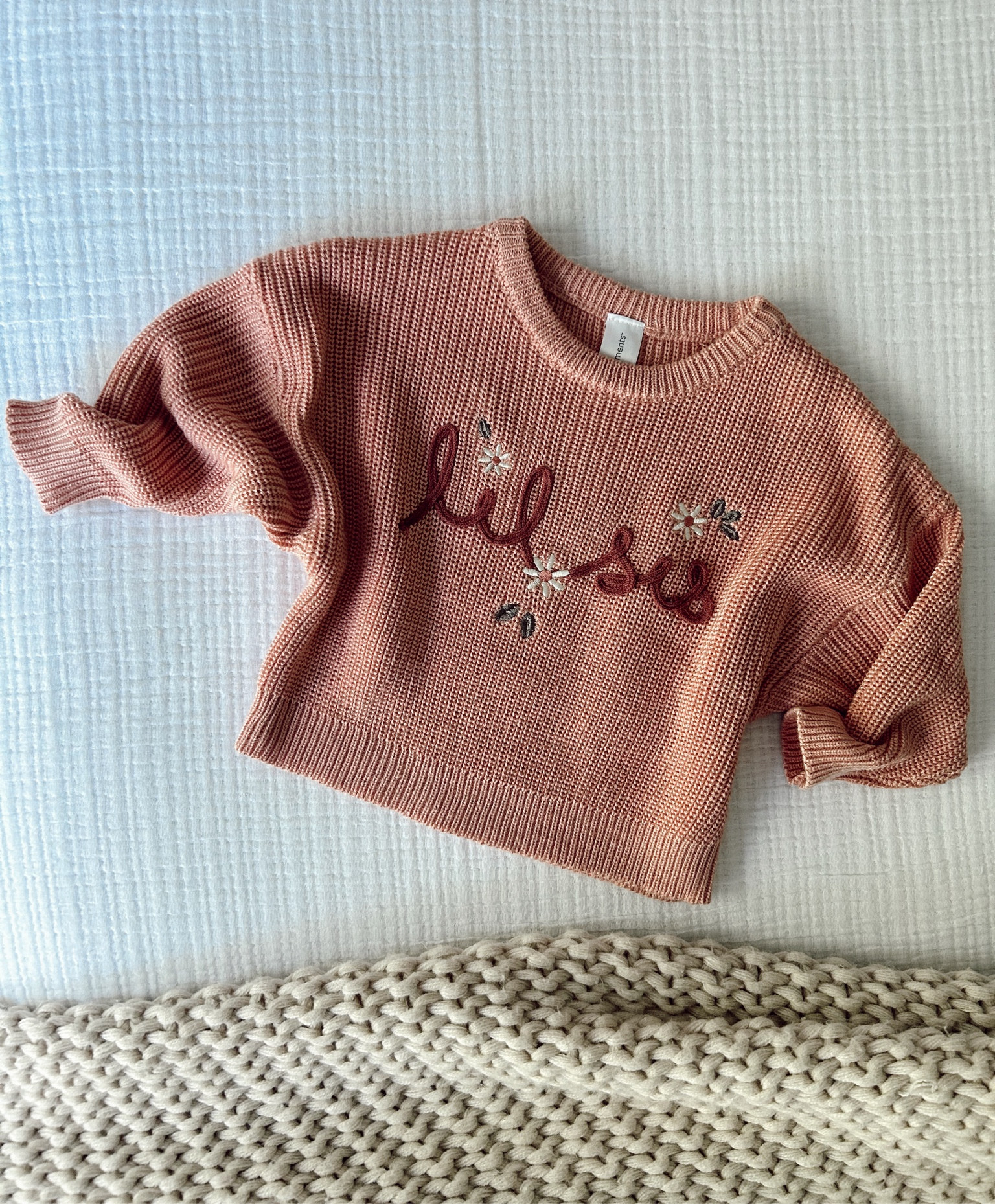 little sis sweater ✨

#sisteroutfits #falloutfit #toddlergirl #babygirl #siblings #sis #sissweater #walmart #walmartfashion #girls #affordable #kids #littlesis #littlesister

#LTKBump #LTKBaby #LTKKids