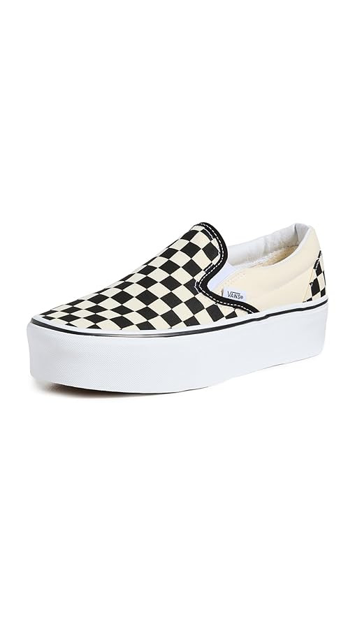 Vans Men's Classic Slip on Sneaker | Amazon (US)
