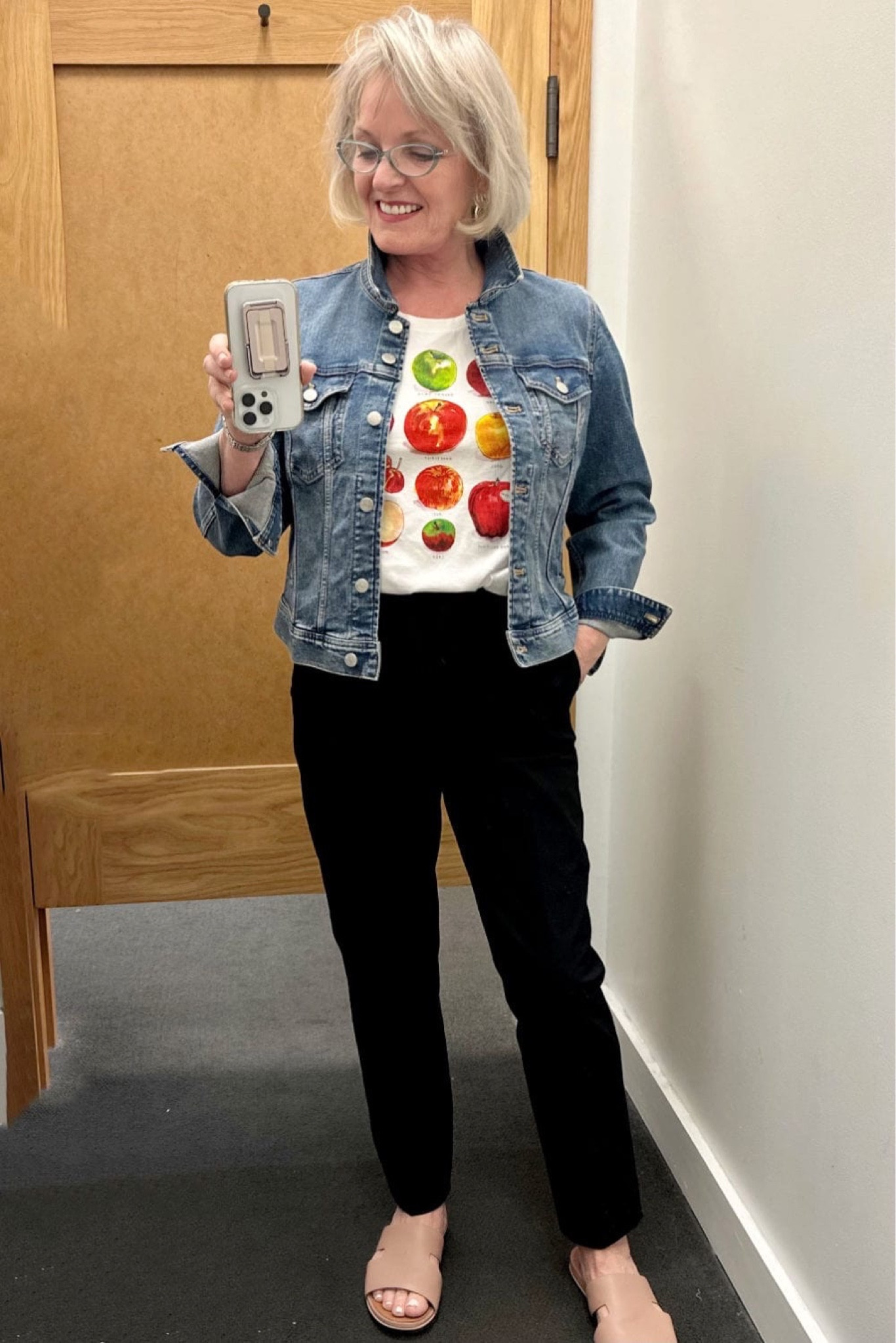 J.Crew Factory has 50% off their entire site and this classic denim jacket is a steel! It’s nicely structured with a bit of stretch and not too fitted or oversized. These slim crop pants fit like a dream, come in four colors, and come in regular and petite sizes.

#Jcrewfactory #jcrewfactoryfashion #Fashion #FallFashion #Fashionover50 #Fashionover60 #DenimJacket #Graphictee

#LTKSeasonal #LTKstyletip #LTKsalealert