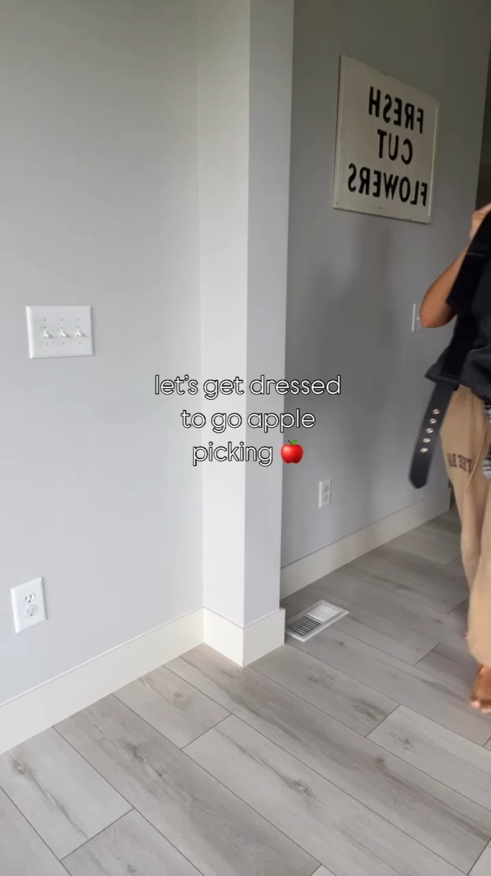 Comment “OUTFIT” and I’ll send you the links to this look!

#LTKVideo #LTKStyleTip #LTKFindsUnder50