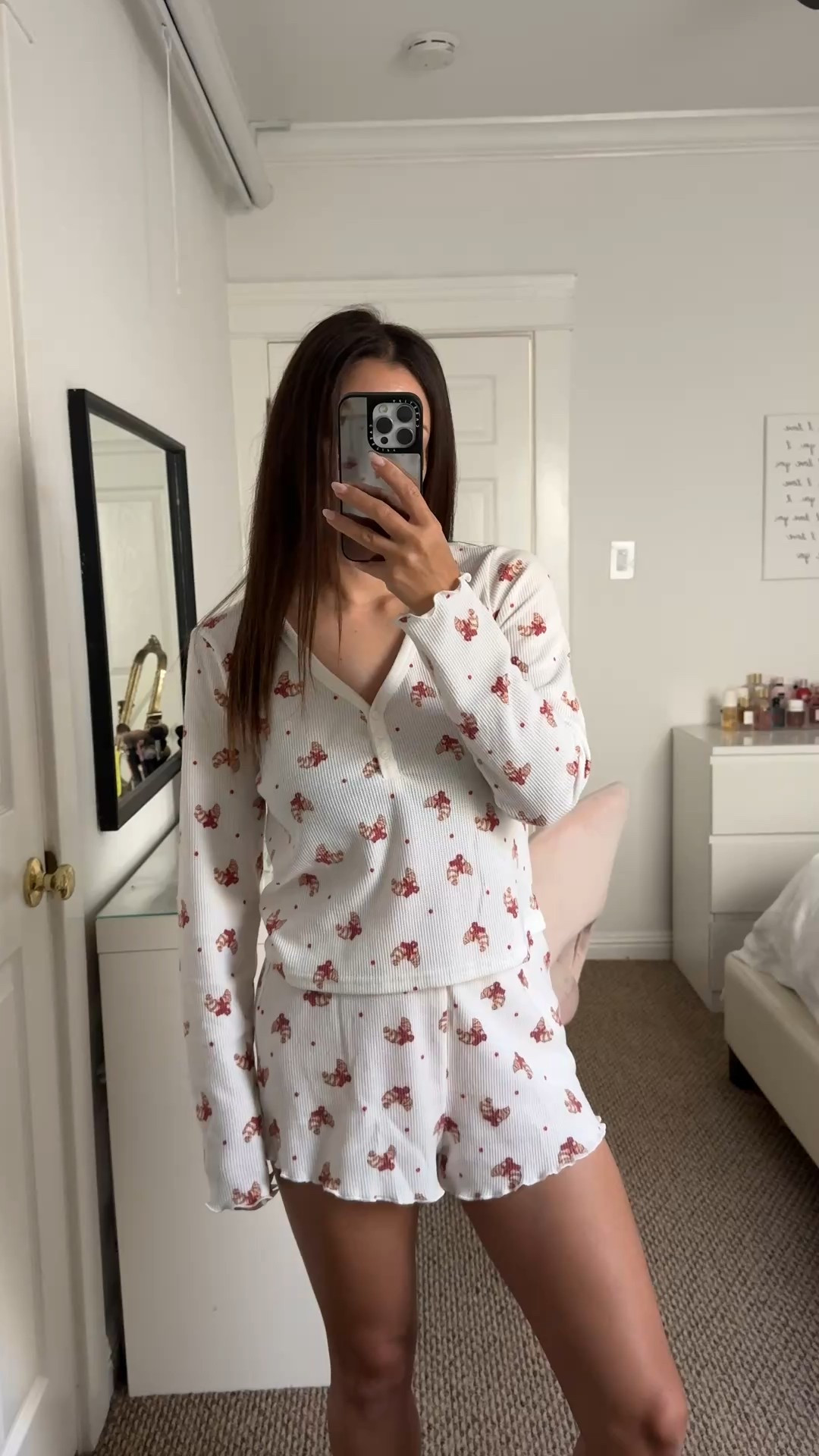 Croissant pajamas
Wearing size small

Target finds, pajama shorts, holiday pajamas, pjs, holiday pjs, Christmas pjs, Christmas pajamas, gift ideas


#LTKFindsUnder50 #LTKSaleAlert #LTKGiftGuide