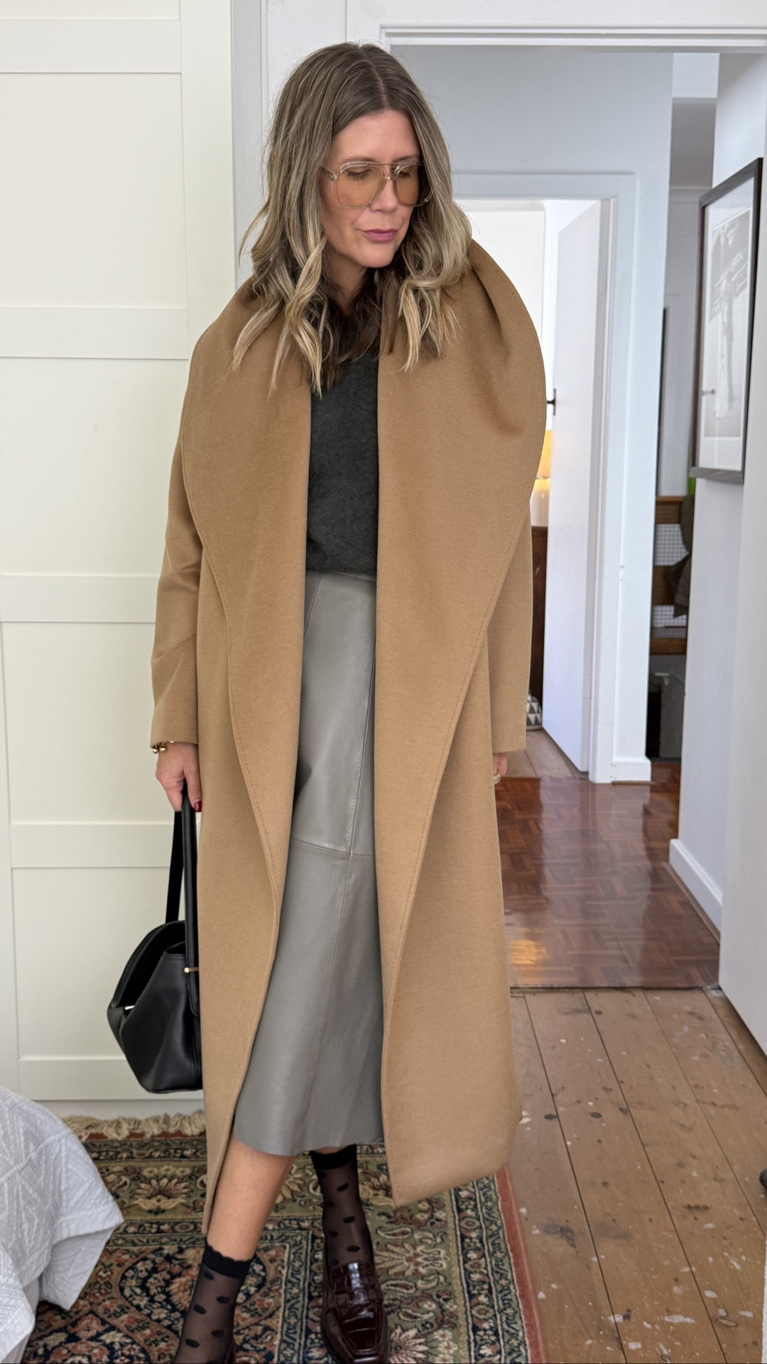 Let’s talk investment pieces. What is your criteria when shopping those wardrobe investments? Mine is coats, cashmere and leather — classic and collectible. Perri Cutten is a brand I invest in for the quality of their pieces. Here are my latest wardrobe additions and why I shopped them x

Wearing an 8 in the skirt, Medium in the knit and small in the coat.

#LTKaustralia #LTKwinter #LTKstyletip