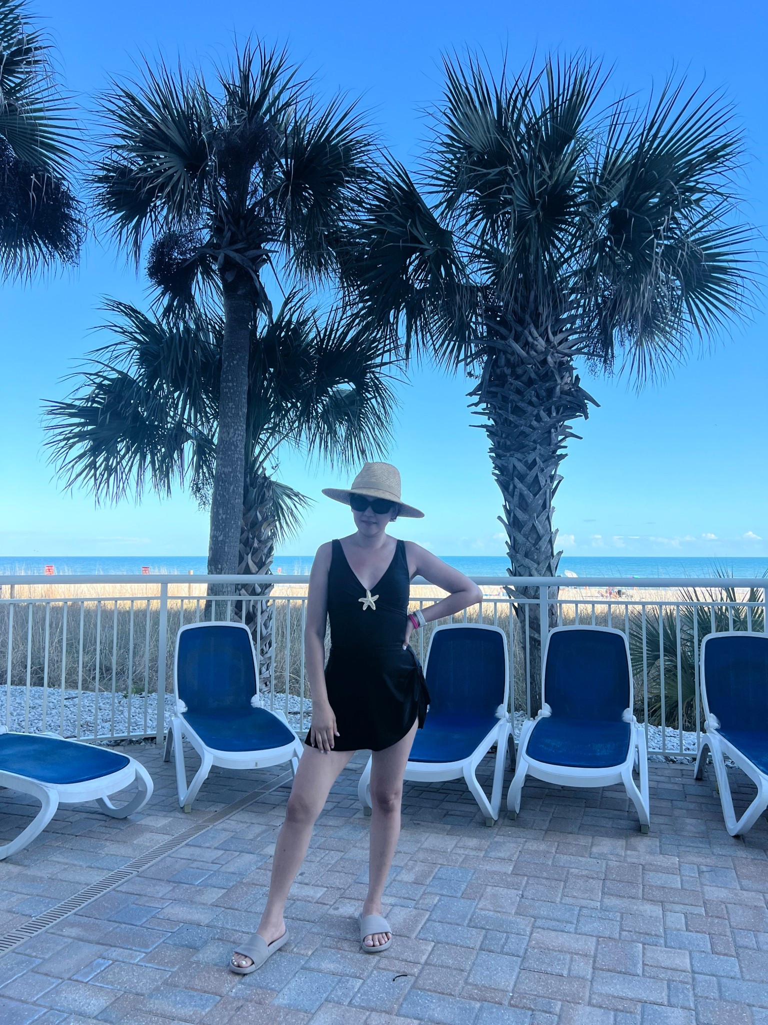 Beach vacation outfit, this mom approved swimsuit is under $20 

#LTKSwim #LTKootd