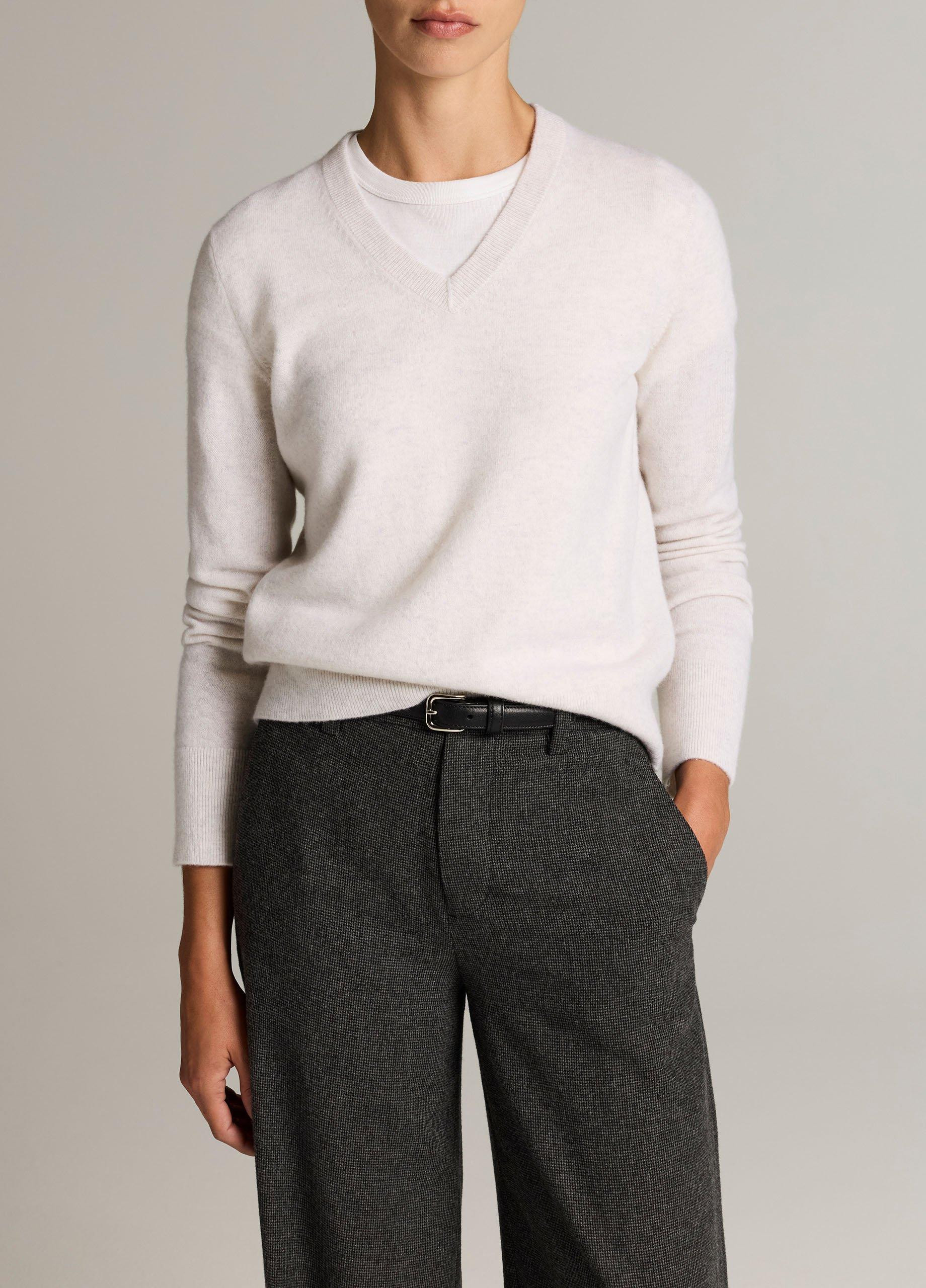Women's Cashmere Casual V-Neck Sweater, Heather White, Size L Vince | Vince LLC