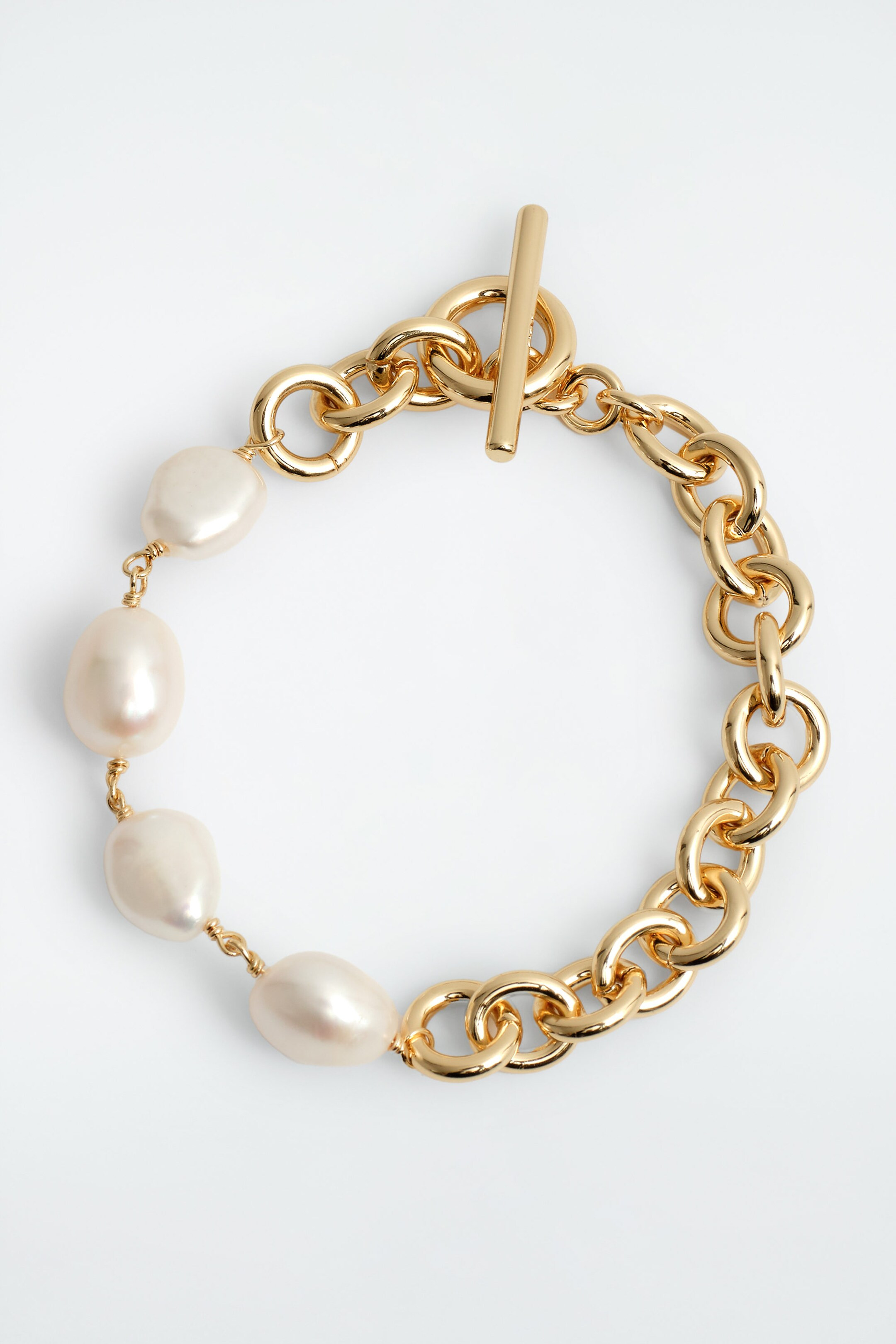 FRESHWATER PEARL CHAIN BRACELET - GOLD / PEARL | COS UK