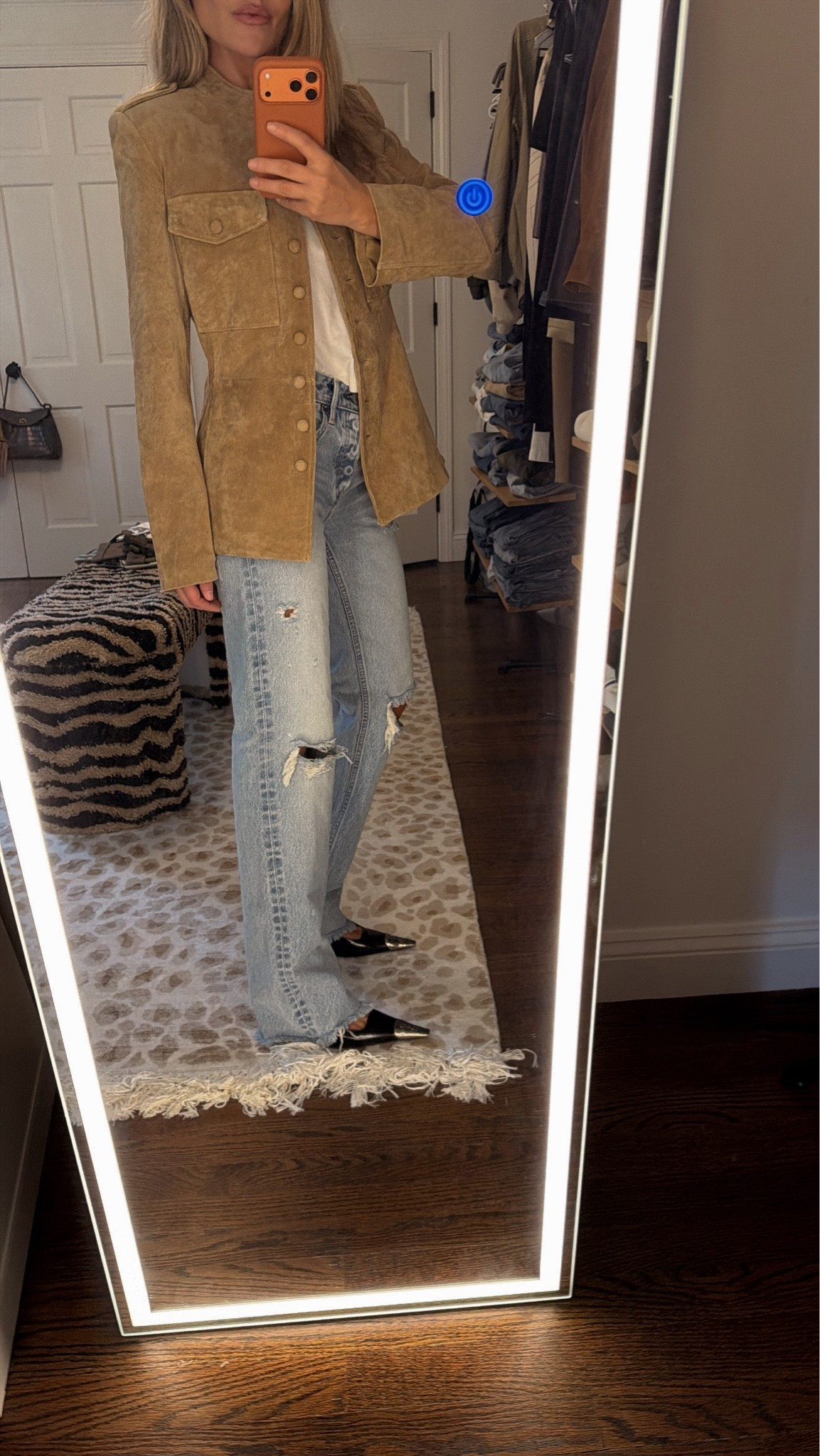 Quick pre-fall try on 
My exact camo pants are Nili lotan last year but I found 1 pair in stock!  I linked this years version & a few other options too 
White tee small 
Zara jacket Xs 
Ripped jeans 24 
Ecru boyfriend jeans 25 
Reformation sweater Xs 
Free people sweatshirt Xs 
Blanknyc sweater jacket small 
Poplin evening top Xs