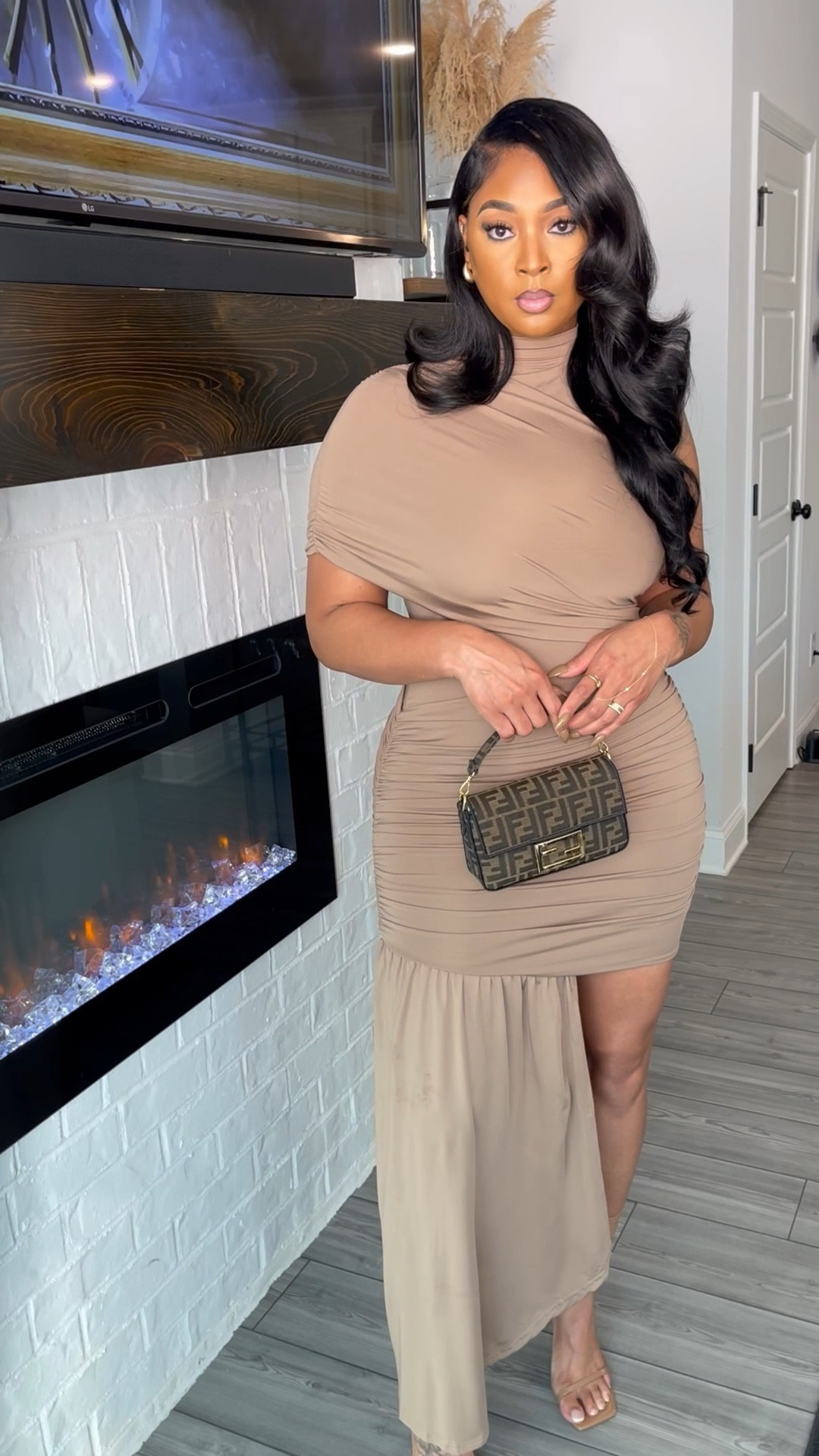 ✨GRWM✨ This Dress is Everything ❤️ Comes in Multiple Colors. Perfect For Date Night. I’m Wearing a Size Medium. 


#LTKStyleTip #LTKFindsUnder100 #LTKParties