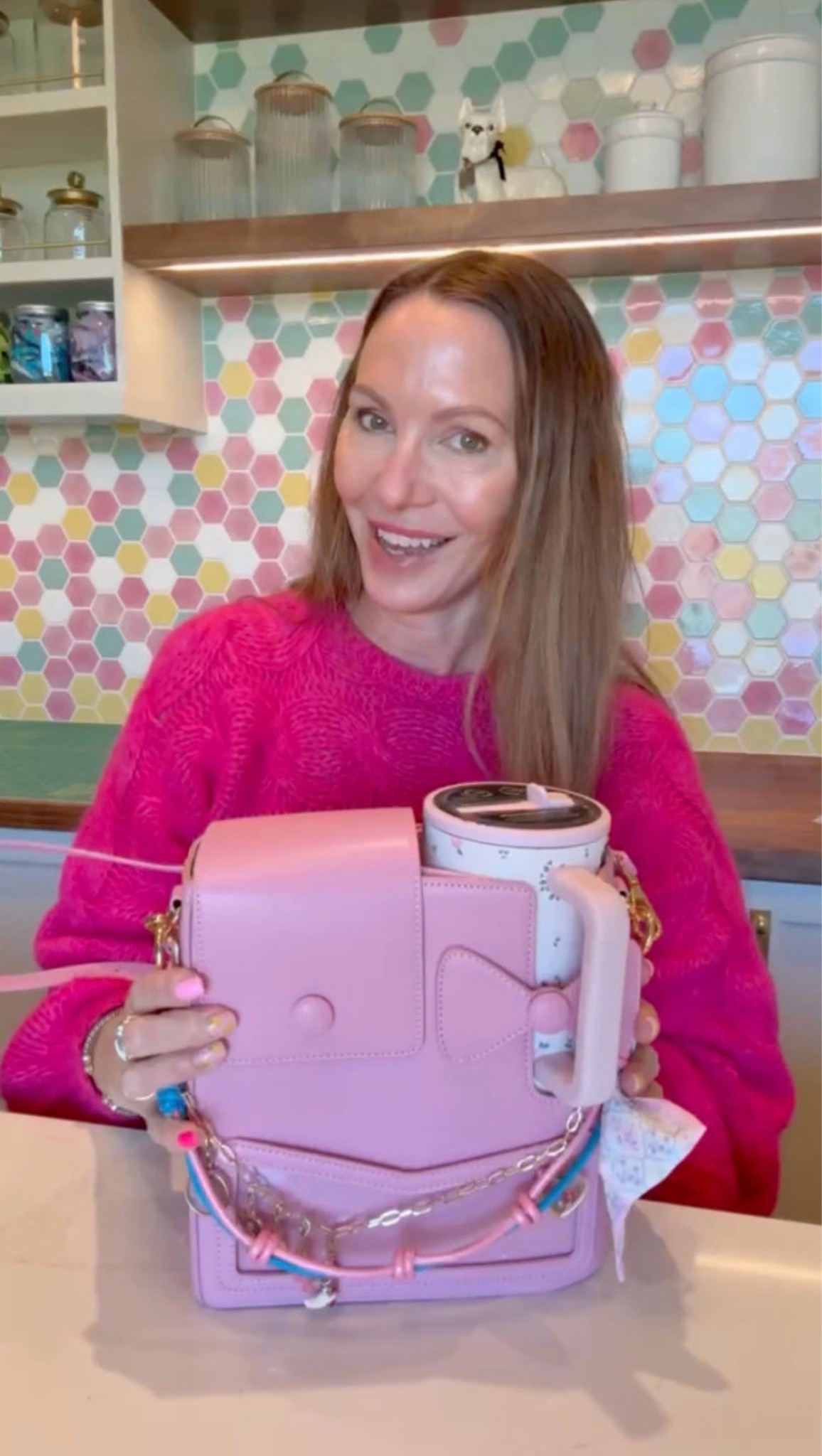 Okay but this might be the cutest last minute gift ever 🥹💗
Also perfect for birthdays, surprise gifts, college girls and busy moms!



gift ideas, on the go, to go, bags, snakc bag, mom life, gift for mom

#LTKHome #LTKActive #LTKmomlife
