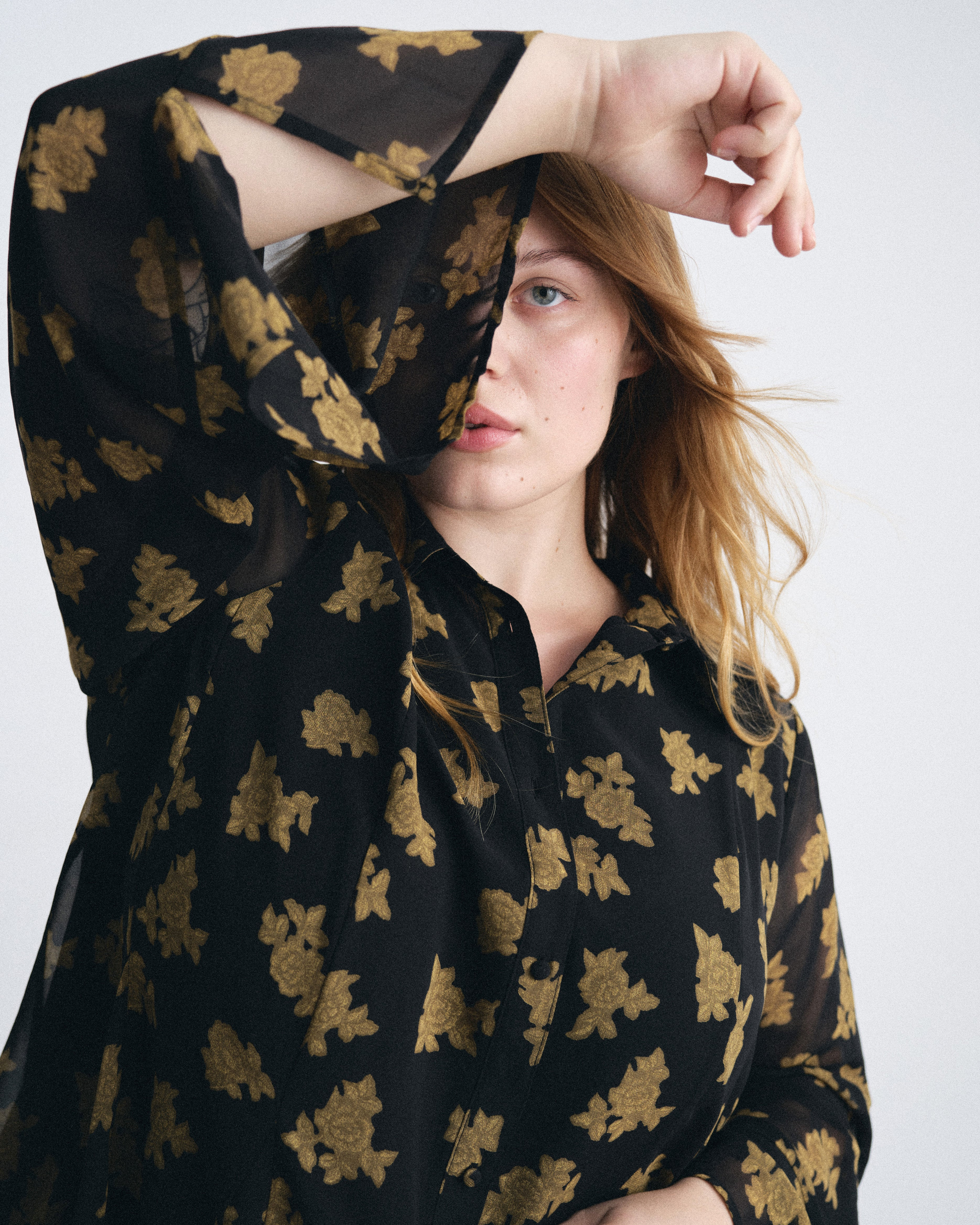 Evie Chiffon Blouse - Gold Heirloom Print | Universal Standard