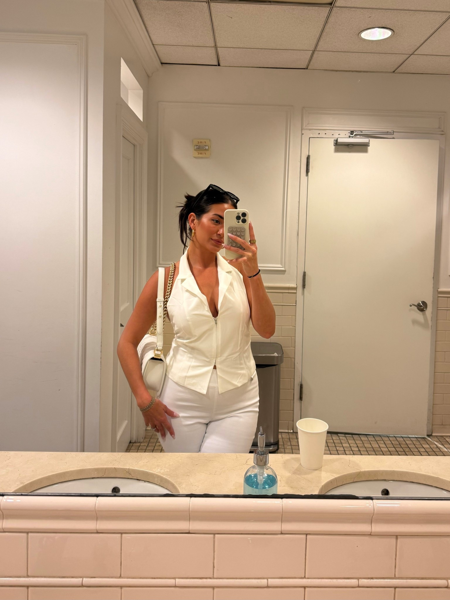 Top size M
Bottom size 6