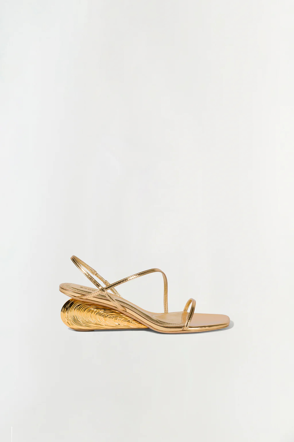 Bridget Shell Wedge Sandal | Simkhai
