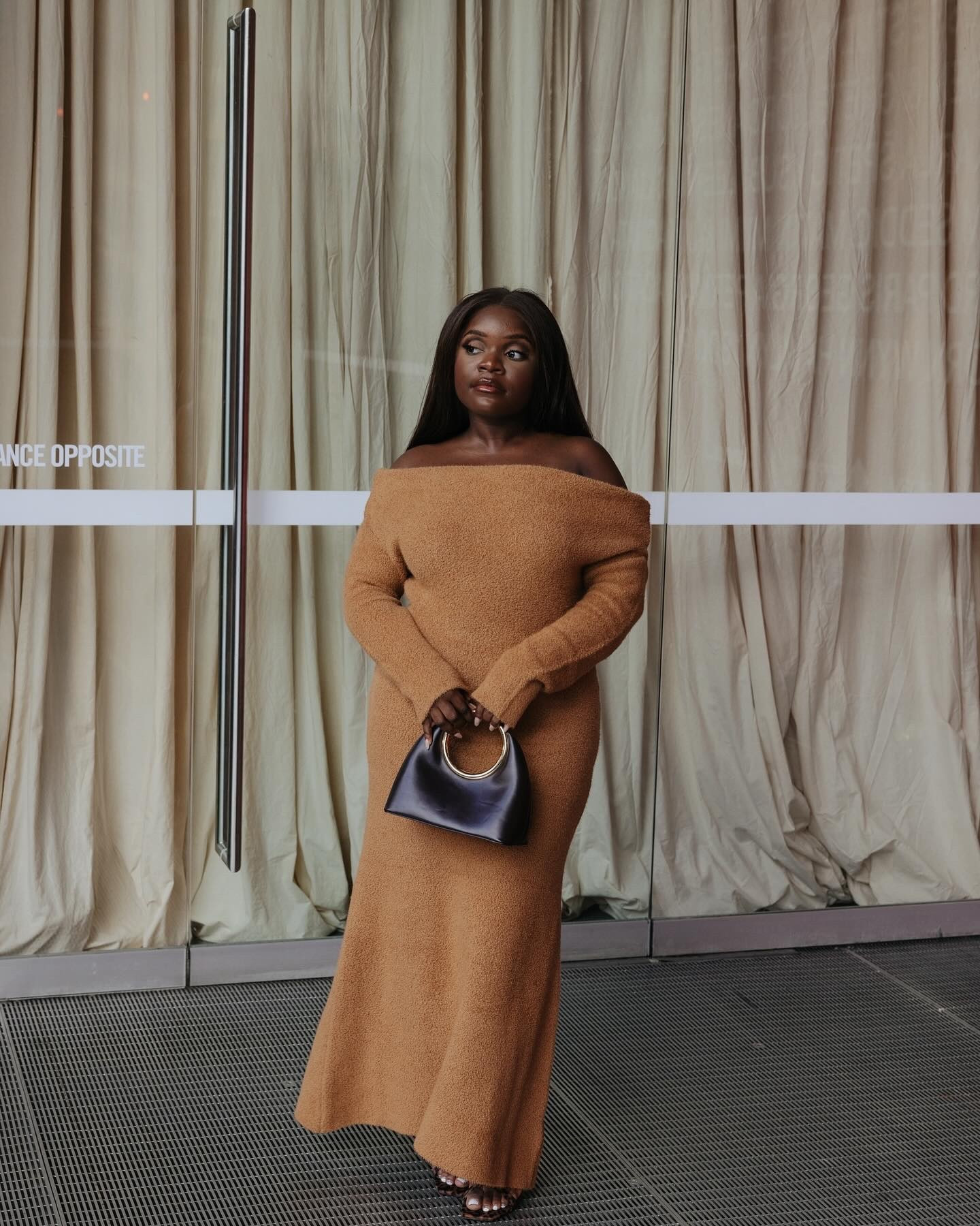 Here’s to dressing like a teddy bear 🤎🧸