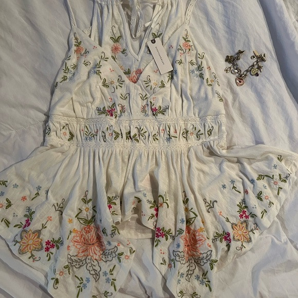 Floral Embroidered White Tank Top | Poshmark