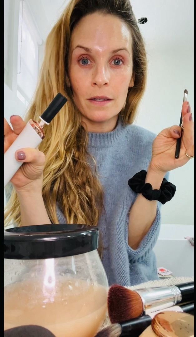 Are you a makeup brush cleaning novice like me? I found a tool that will make it SO EASY. It’s like the cliffs notes of makeup brush cleaning!

#LTKbeauty #LTKVideo
