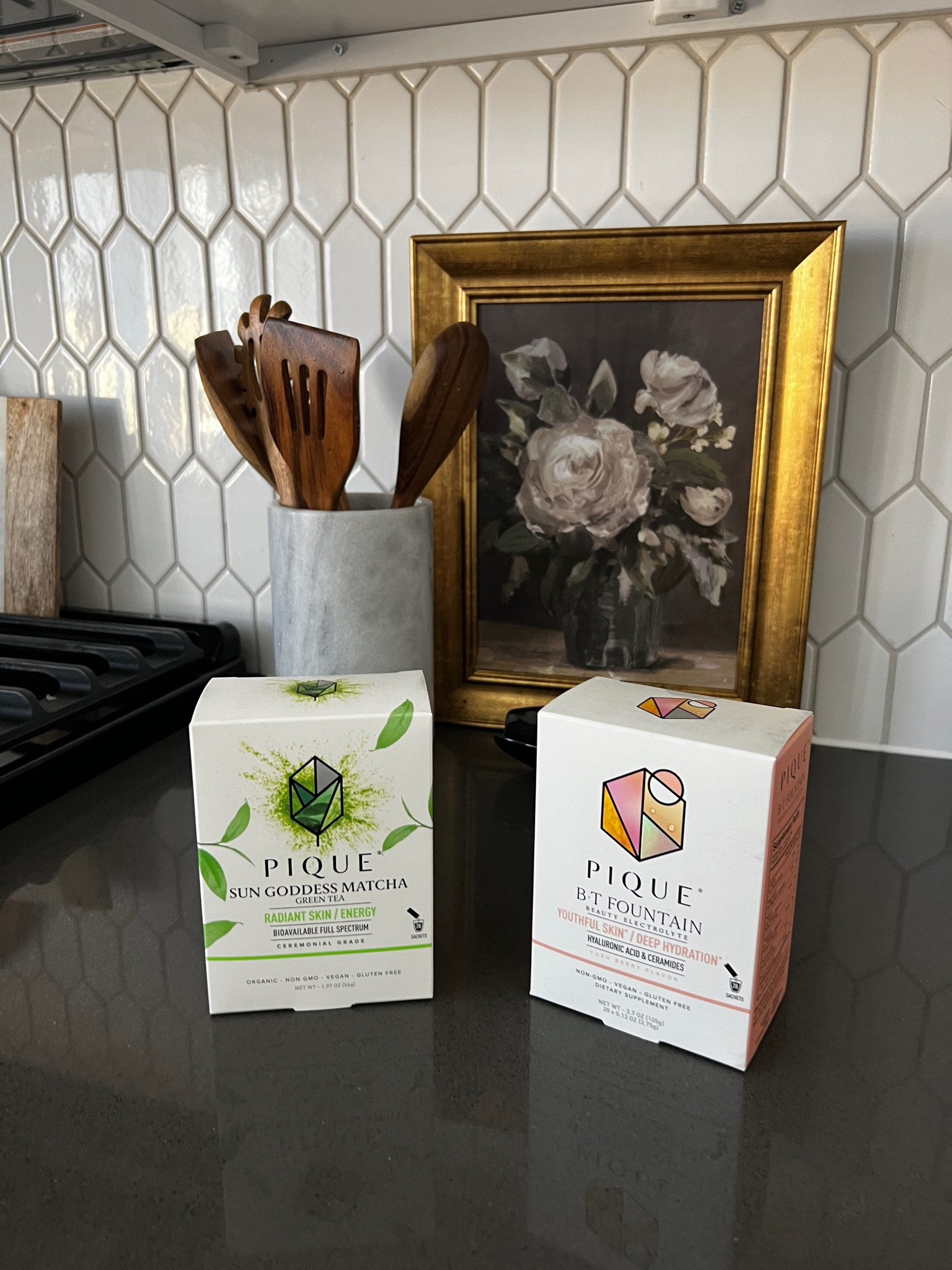 pique life radiant skin duo! 15% off and includes a frother and glass cup🫶🏼✨ 

Morning routine, supplements, healthy lifestyle, balanced lifestyle, morning vitamins, electrolytes 