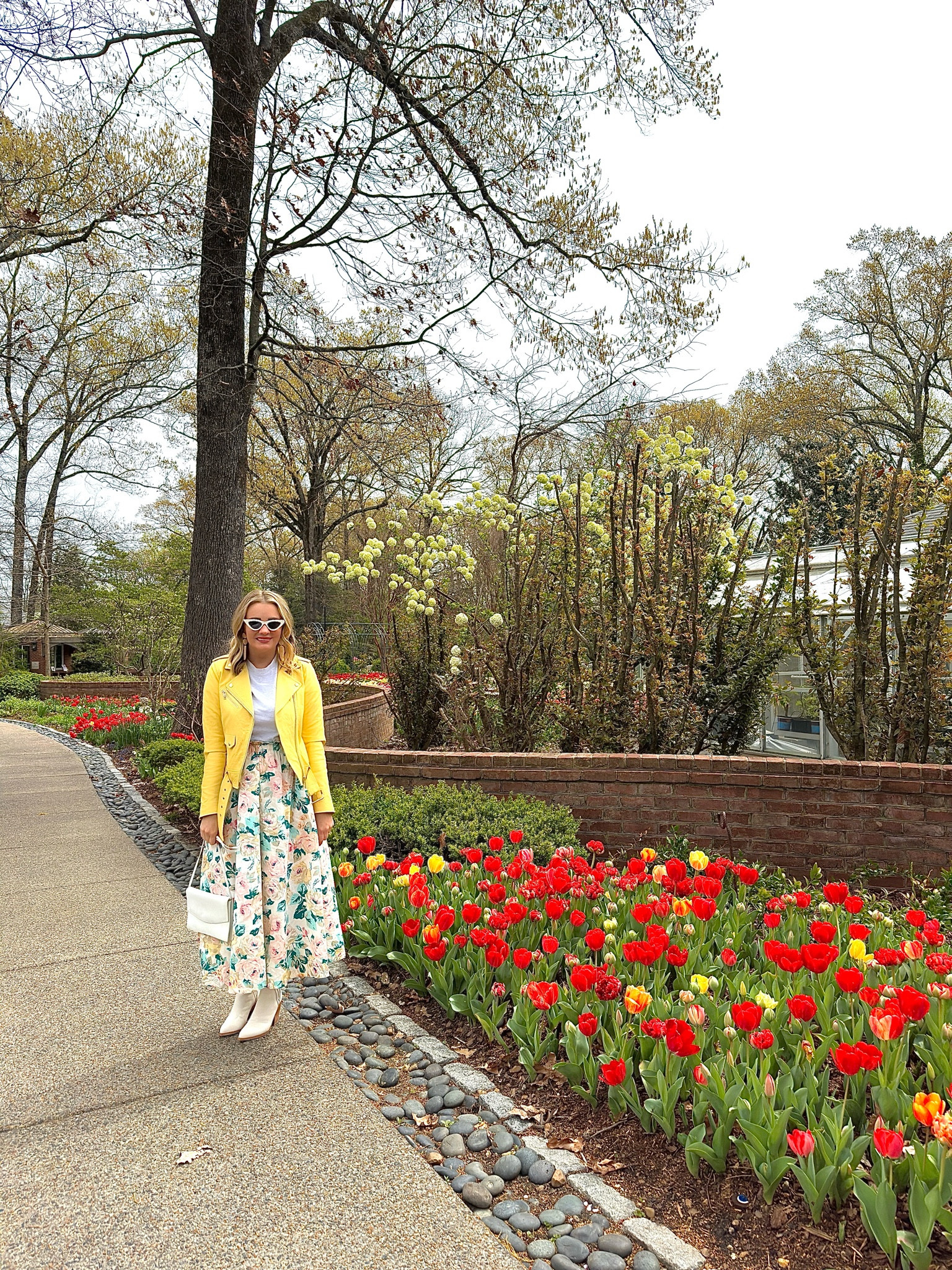 The tulips are in full
Bloom at the Dixon and you must go see them! They are beautiful right now 🌷 

#LTKstyletip #LTKfindsunder100 #LTKfindsunder50