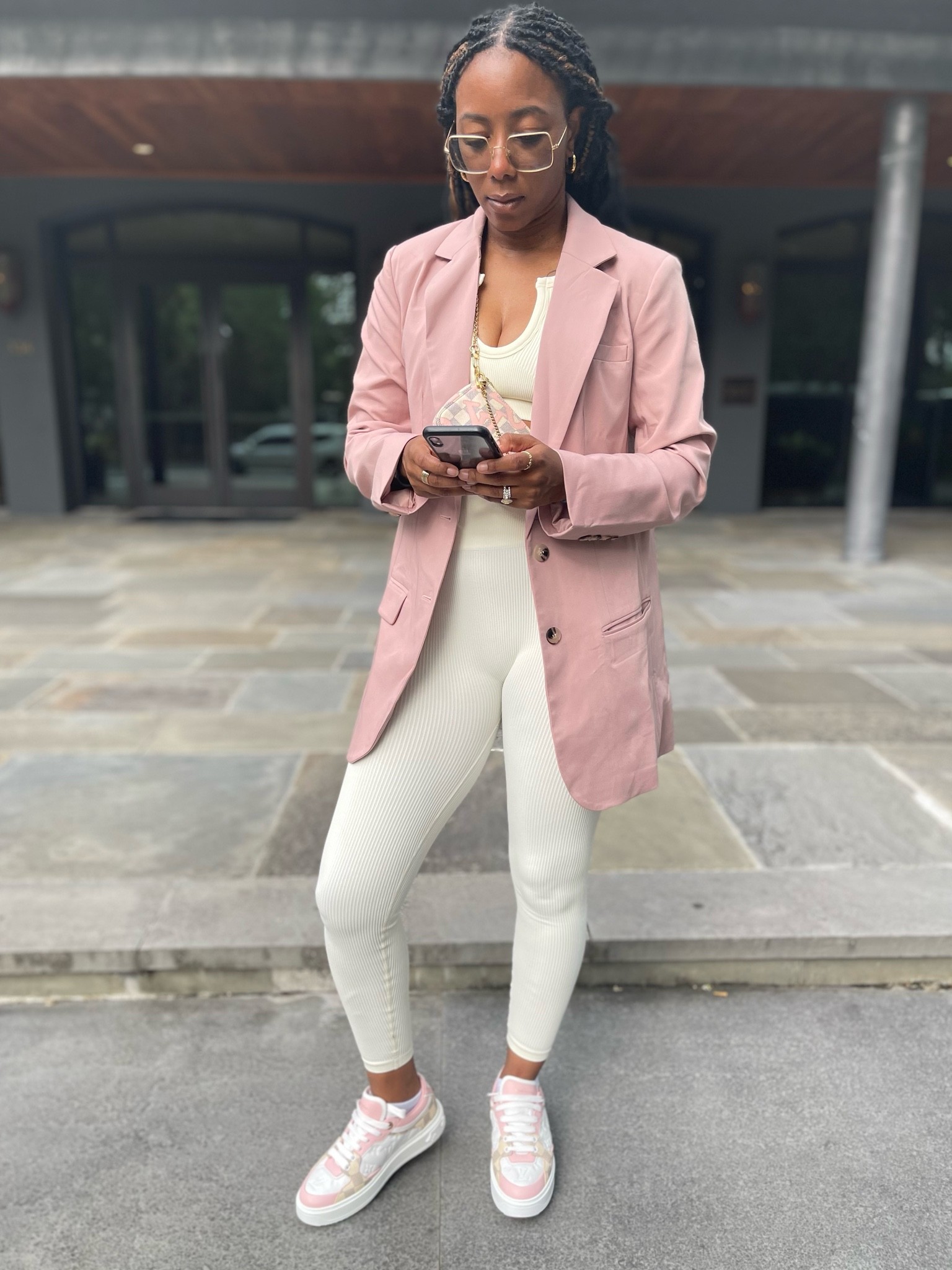 Oversized blazer
Yoga Set


#LTKshoecrush #LTKunder50 #LTKstyletip