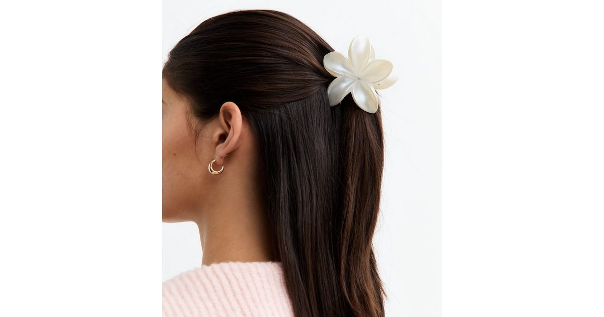Cream Pearlised Tropical Flower Hair Claw Clip
						
						Add to Saved Items
						Remove from ... | New Look (UK)