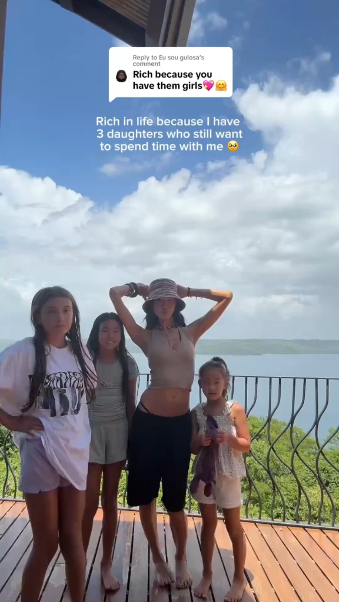 Rich Mom ✨

#LTKSeasonal #LTKStyleTip #LTKTravel