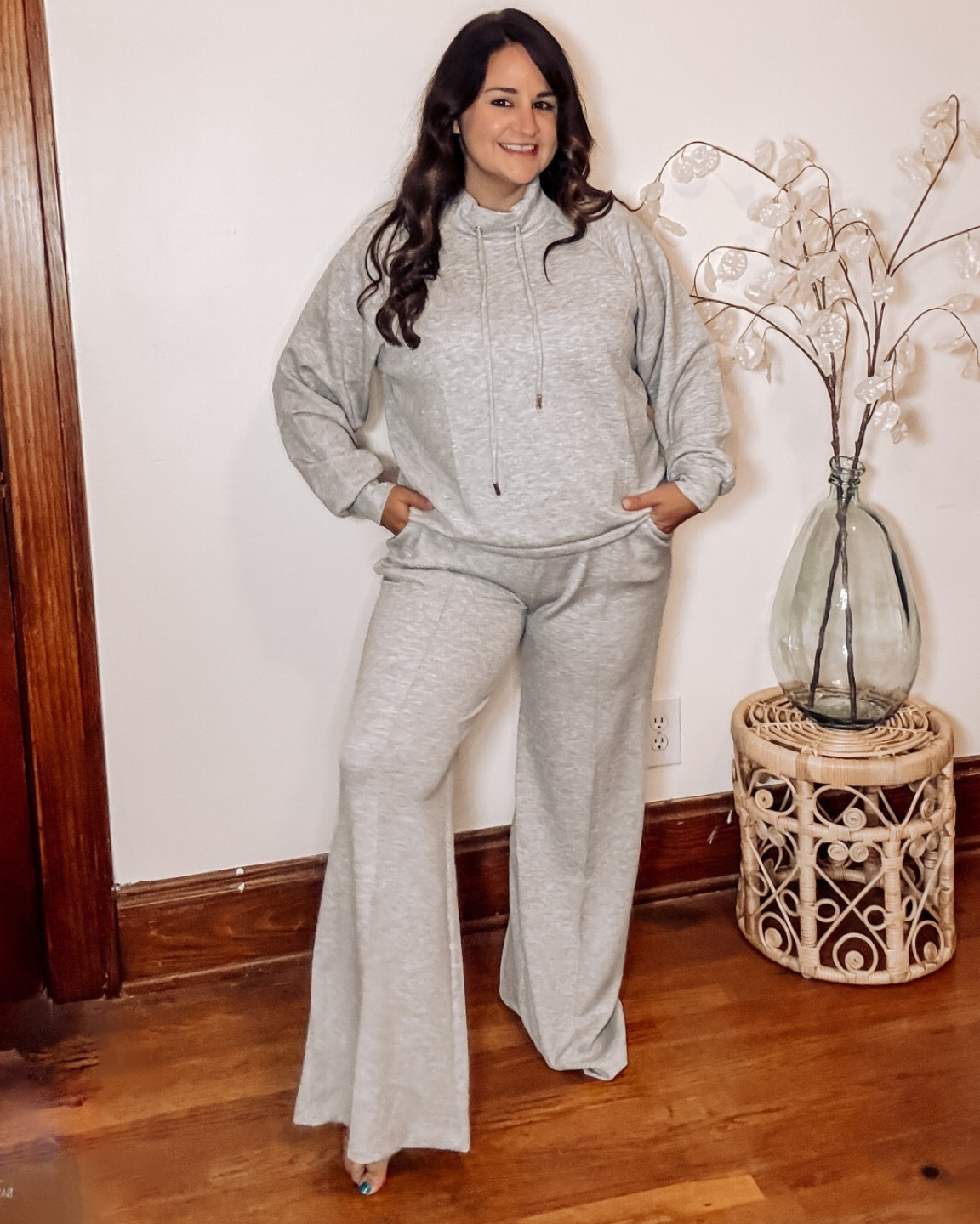 Cute, comfy and affordable!

Wearing a size large in all, but do recommend sizing down in at least the comfy pants!

Curvy, midsize, size 12, size 14, Walmart find, comfy set, athleisure set, mock neck, v neck

#LTKMidsize #LTKFindsUnder50 #LTKStyleTip