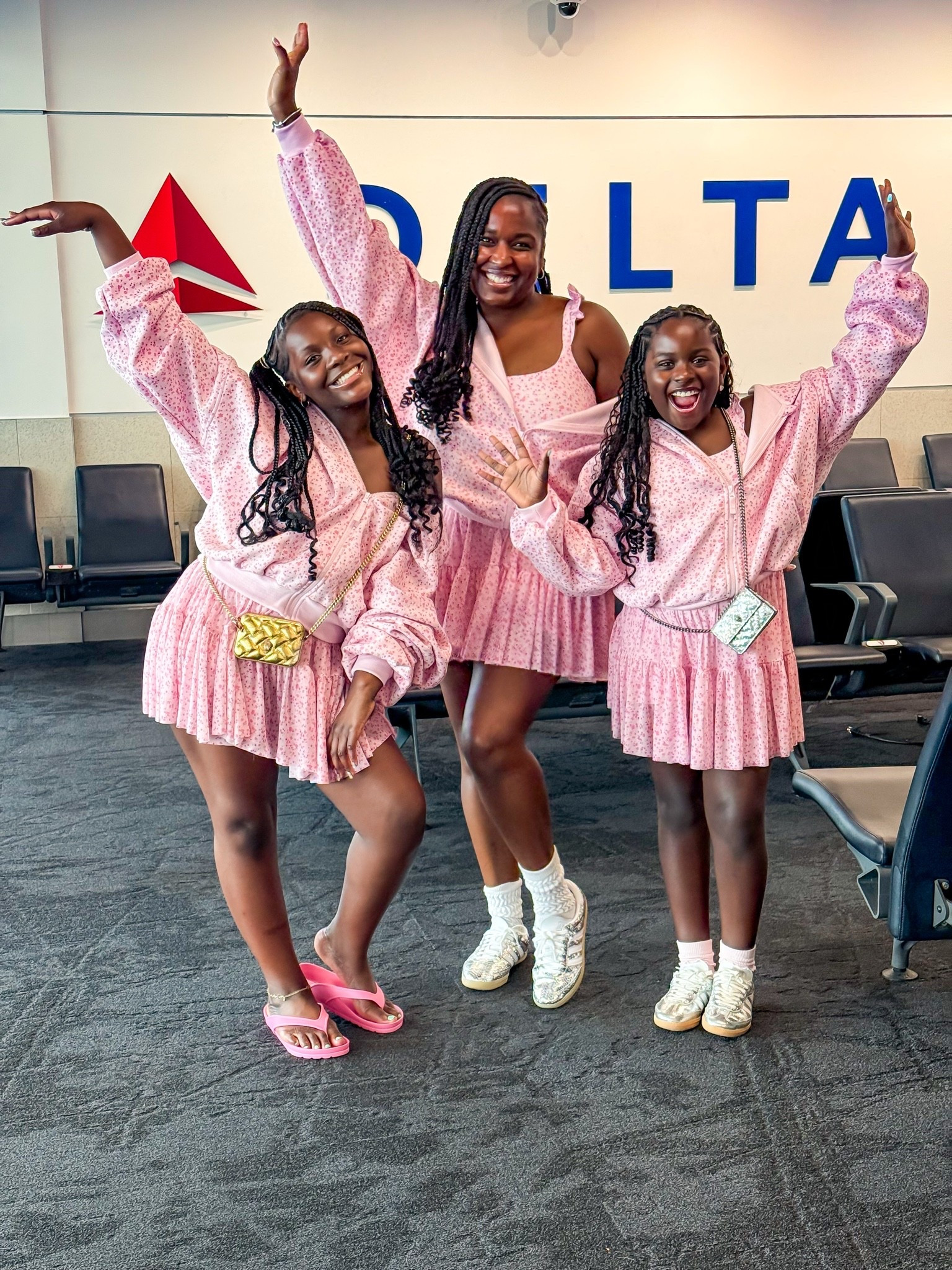 Travel day in the coziest fits!

#LTKootd #LTKSaleAlert #LTKTravel