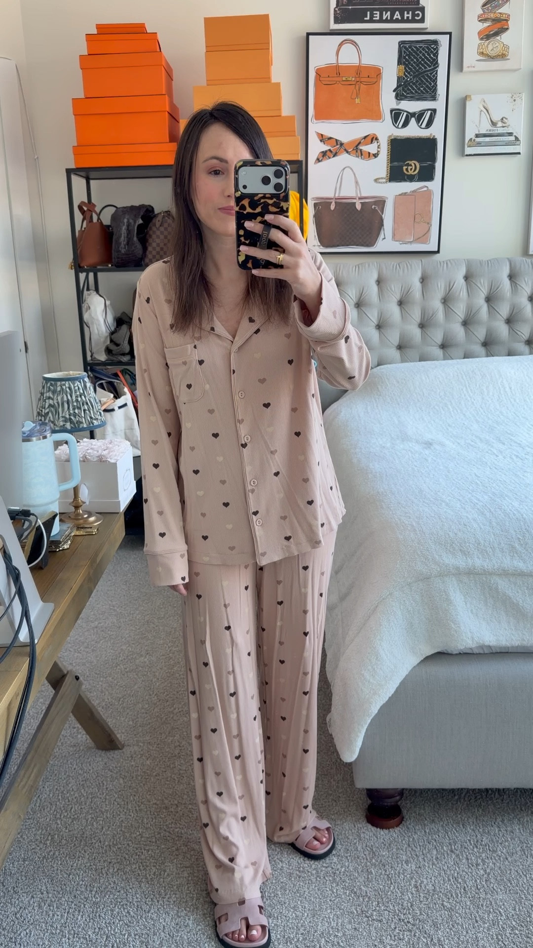 These skims pajamas are so adorable and soft!



#LTKSeasonal #LTKootd