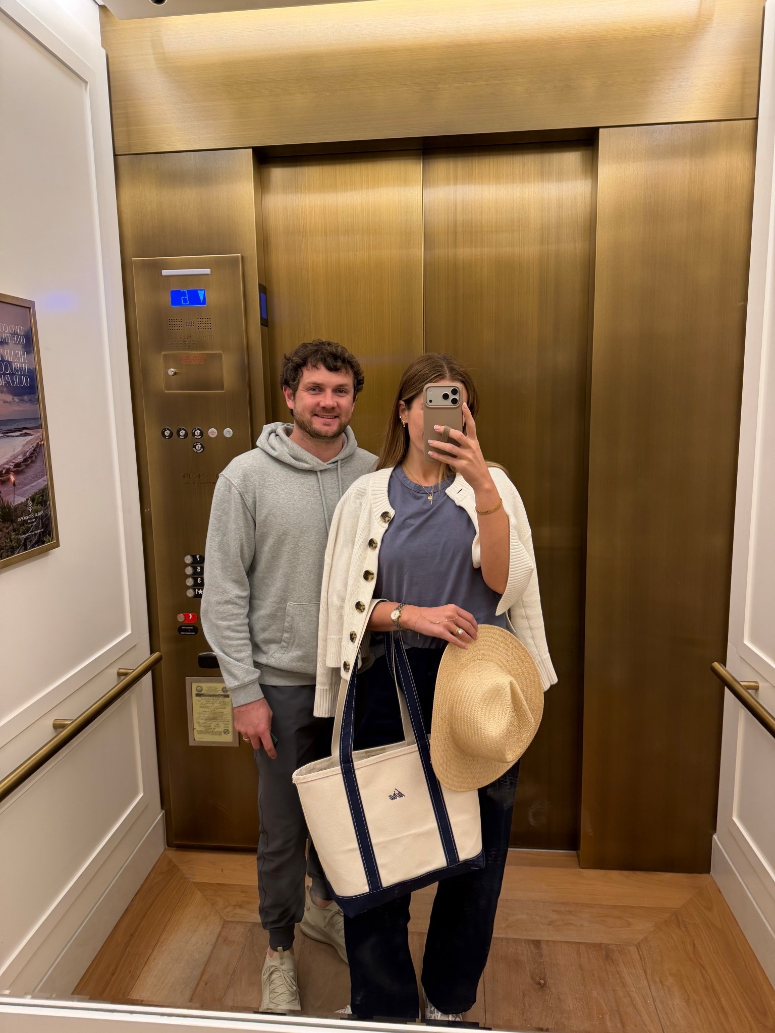 travel day ootd ✈️ 

#LTKootd #LTKdayinmylife #LTKTravel