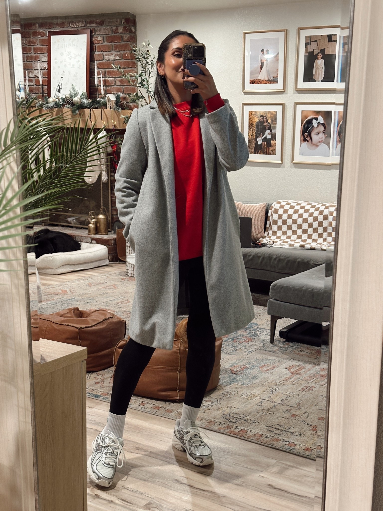 Princess Diana would approve ❤️
Size 9 in shoes and work so well with a wider footbed. Coat is older from Zara. 