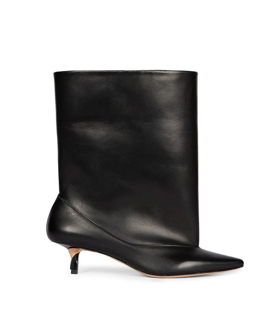 Jaquemus tourni boots make a huge statement 
