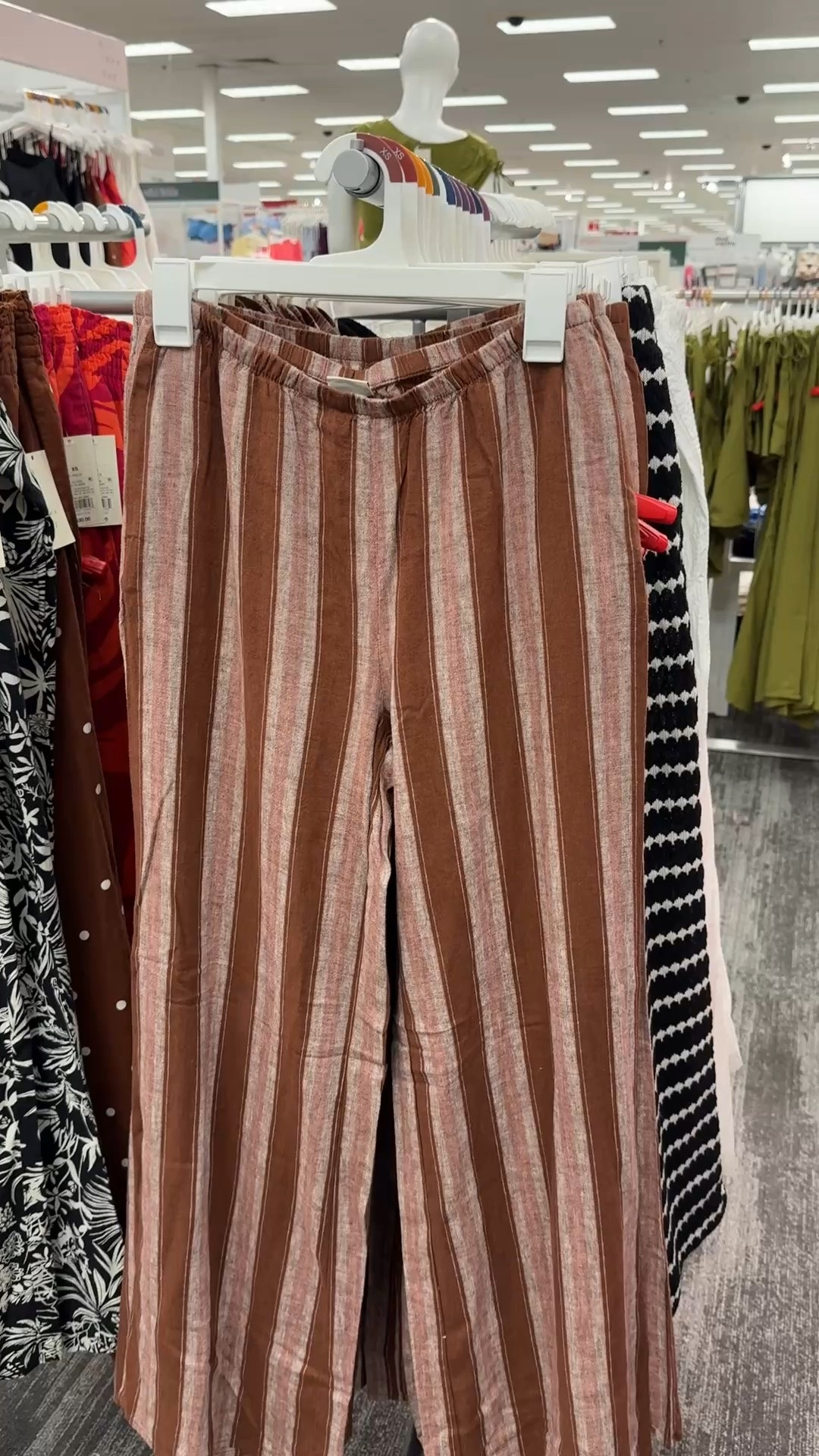 Cute linen @Target pants

#LTKootd #LTKgrwm #LTKMidsize