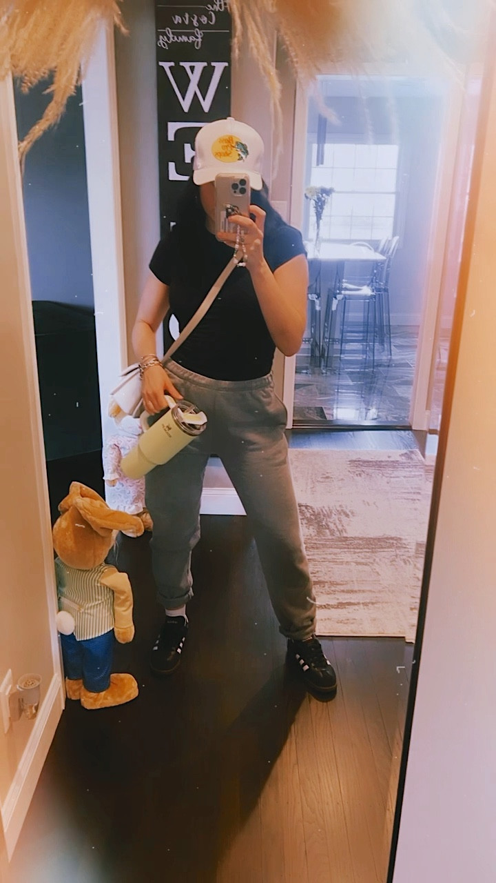 All Skim items size small
Samba big kids 6.0 I’m a true women’s 7.5 

#LTKxadidas #LTKshoecrush #LTKfit