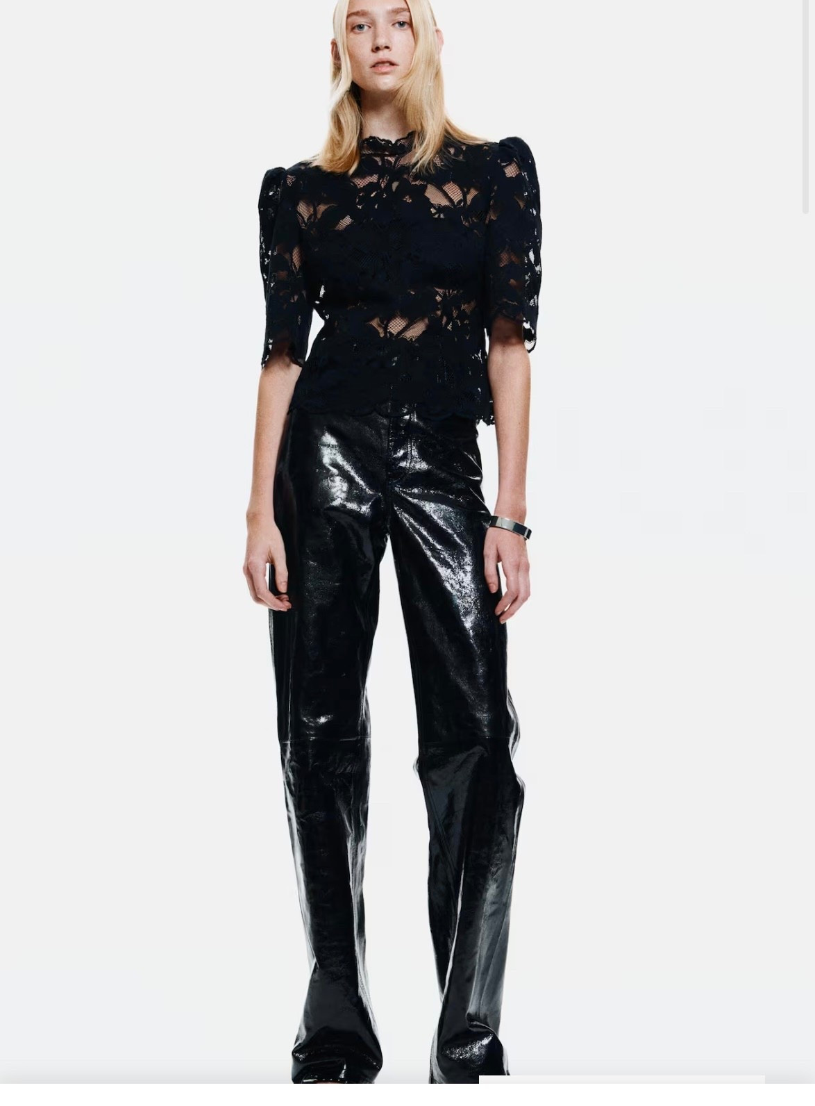 The H&M fall collection is so good 

#LTKOver40 #LTKStyleTip #LTKSeasonal