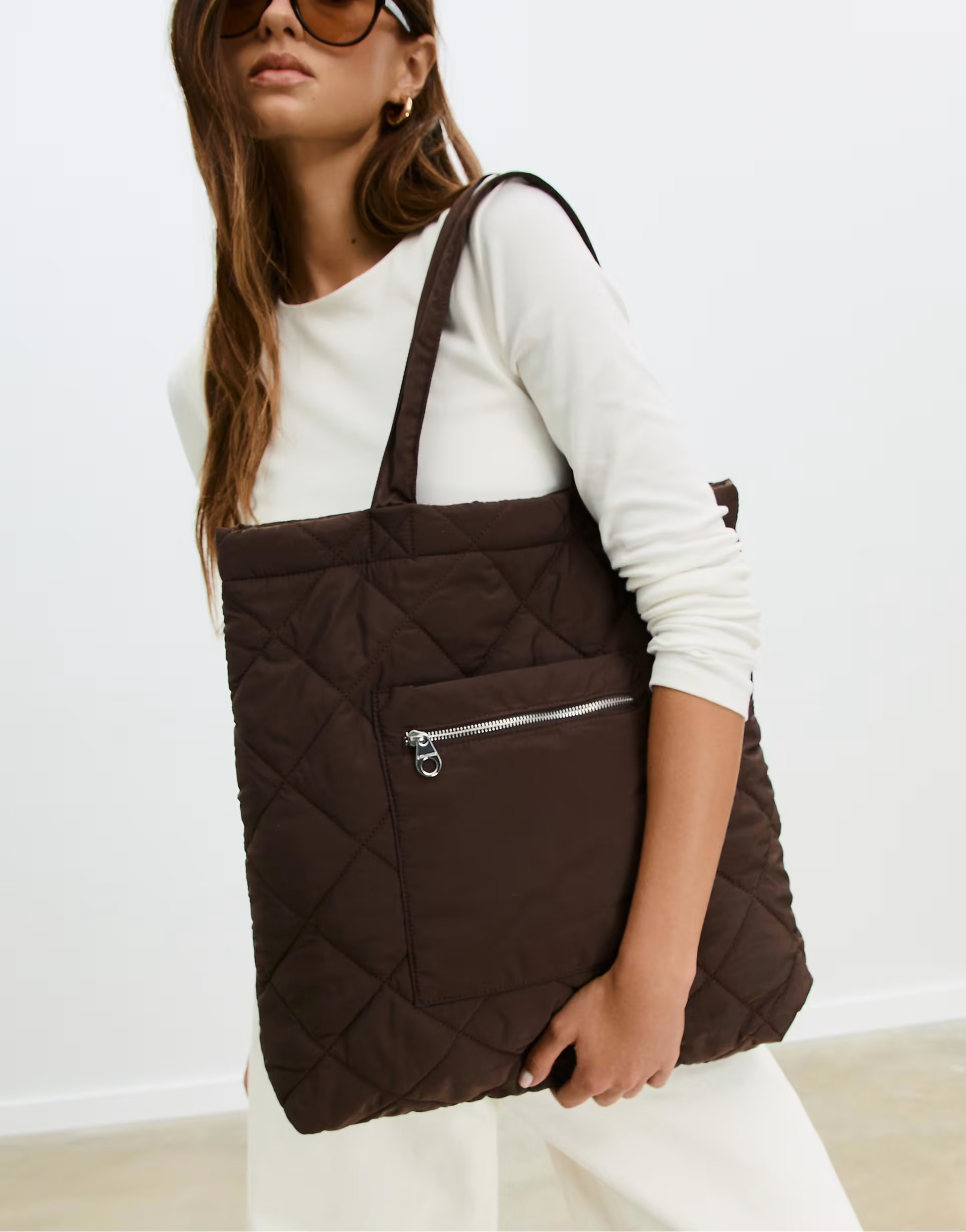 Stradivarius Reversible padded shopper bag in brown | ASOS | ASOS (Global)