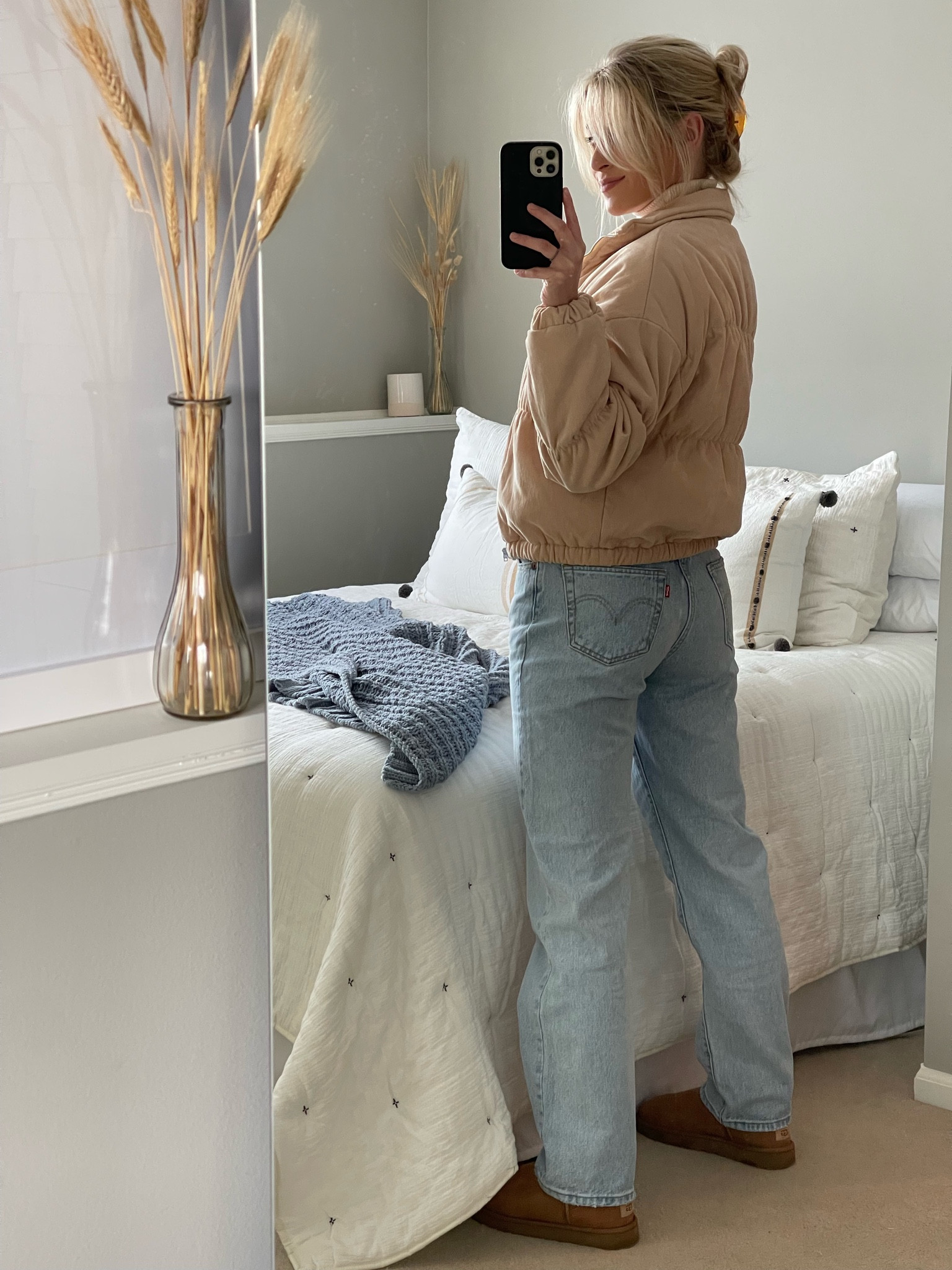 New Levi’s 😍 w/ Uggs & corduroy puffer 

#LTKunder100 #LTKstyletip #LTKSeasonal