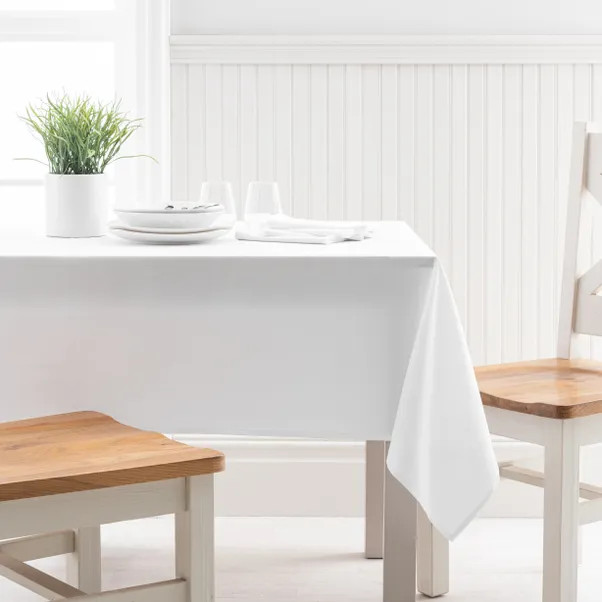 Polycotton Tablecloth | Dunelm