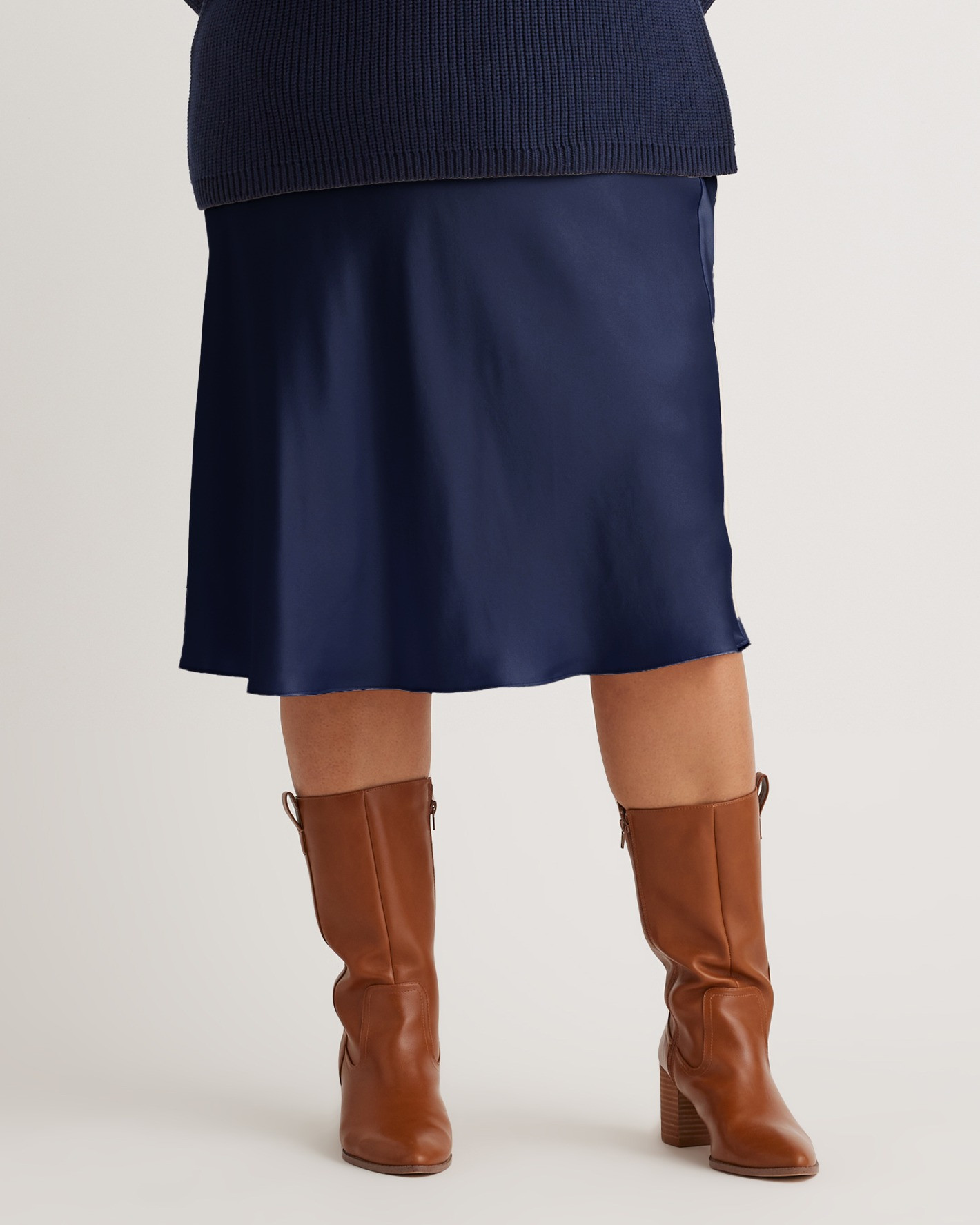 Quince | Women's Skirt in Navy, Size 2X, Silk | Quince