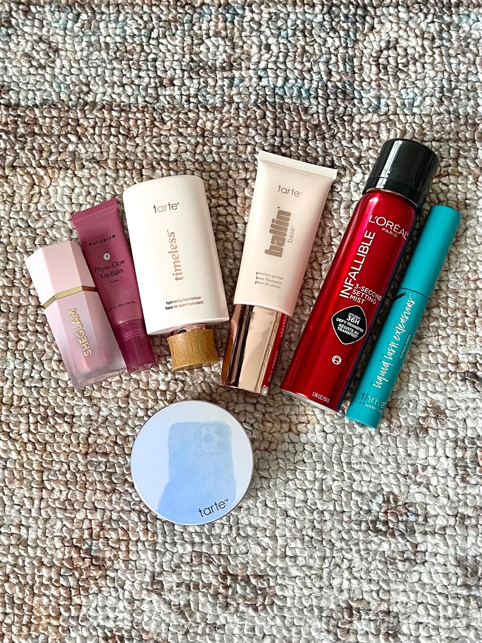 Today’s makeup line up 


#LTKBeauty #LTKSaleAlert #LTKOver40