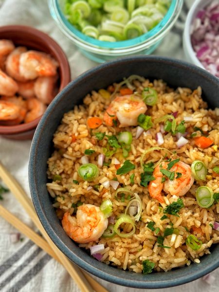 Restaurant-Quality Egg Fried Rice Wok Recipe - everything you need to use to make this quick and easy dish! 

Rice wok, rice cooker, chef knife, cutting boardd

#LTKhome