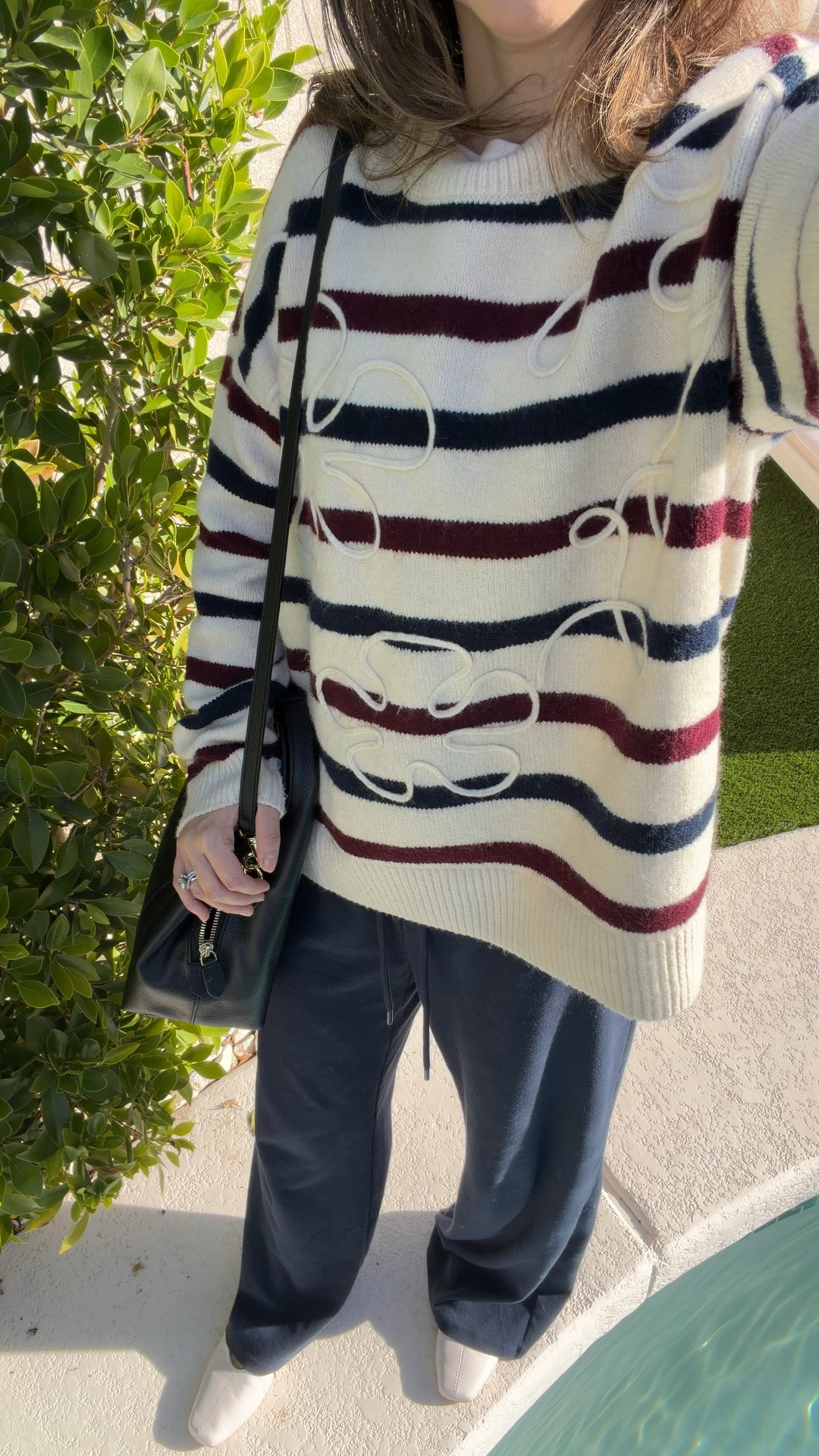 These are some of my most worn comfy pants.

I wear them constantly — dressed down with cozy sweaters and flats like this, or styled other ways throughout the week. The fit works well on my 5’2” frame, and they’re comfortable without looking sloppy.

One of those pieces that earns its place in my closet. Linking everything here

Sweater XS
Pants XS im 5ft2
Flats tts 


#LTKPetite #LTKootd